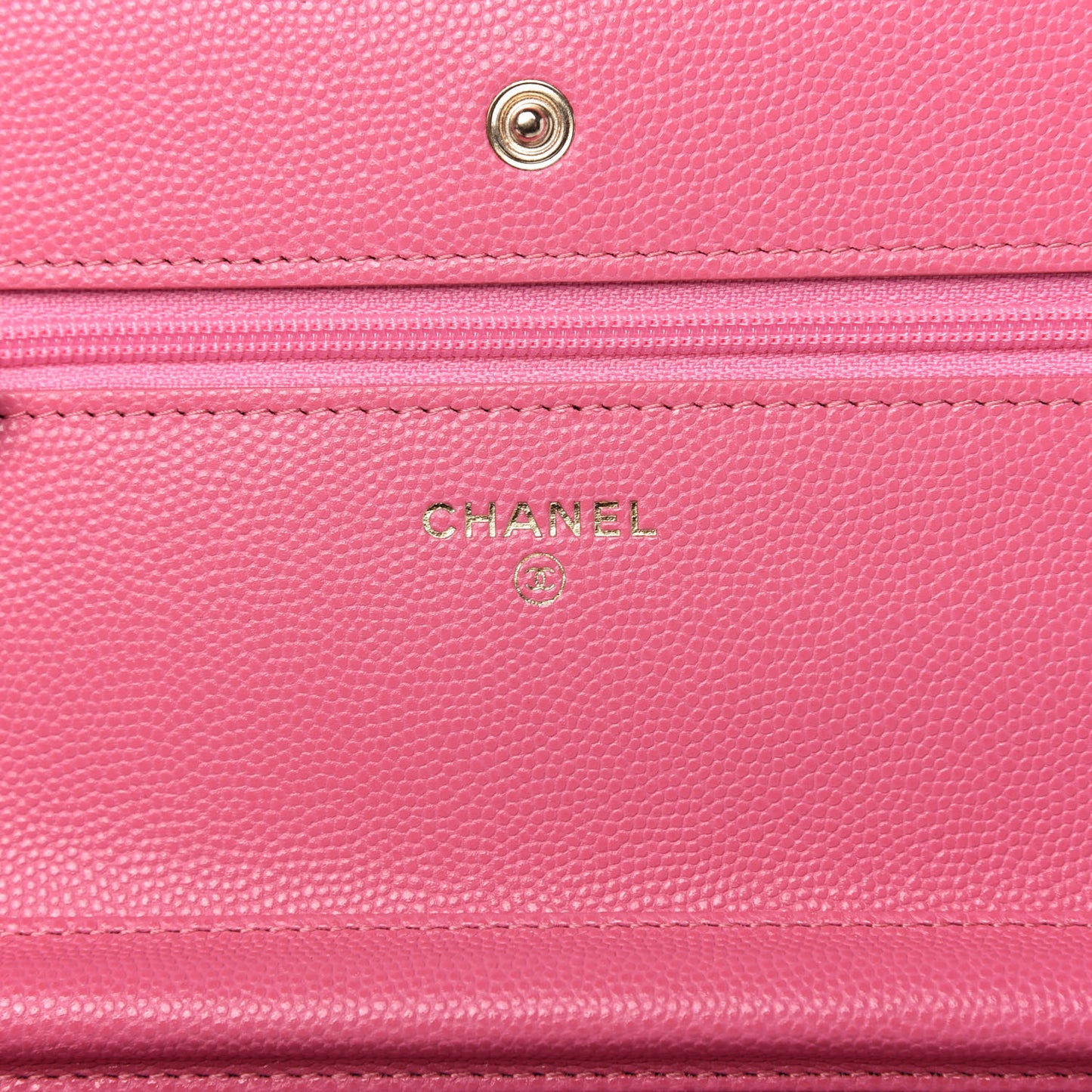 Caviar Quilted Wallet on Chain WOC Pink