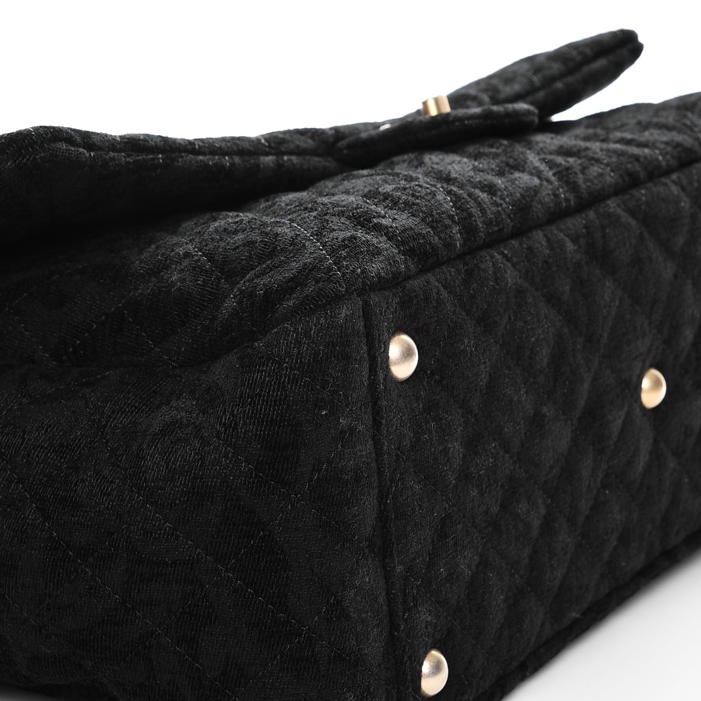 Velvet Camellia Stamped XXL Travel Flap Bag Black