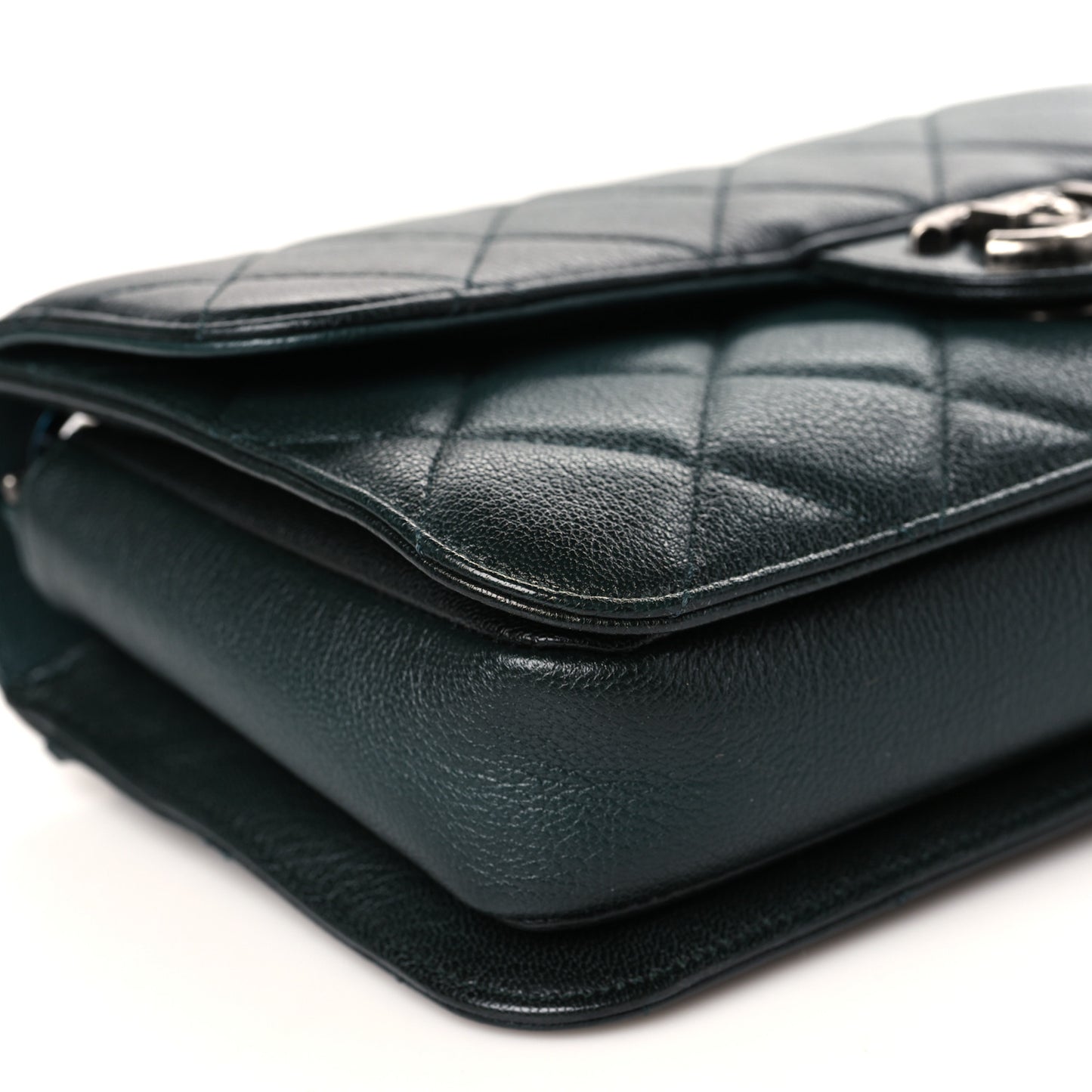 Goatskin Quilted Medium Perfect Edge Flap Green