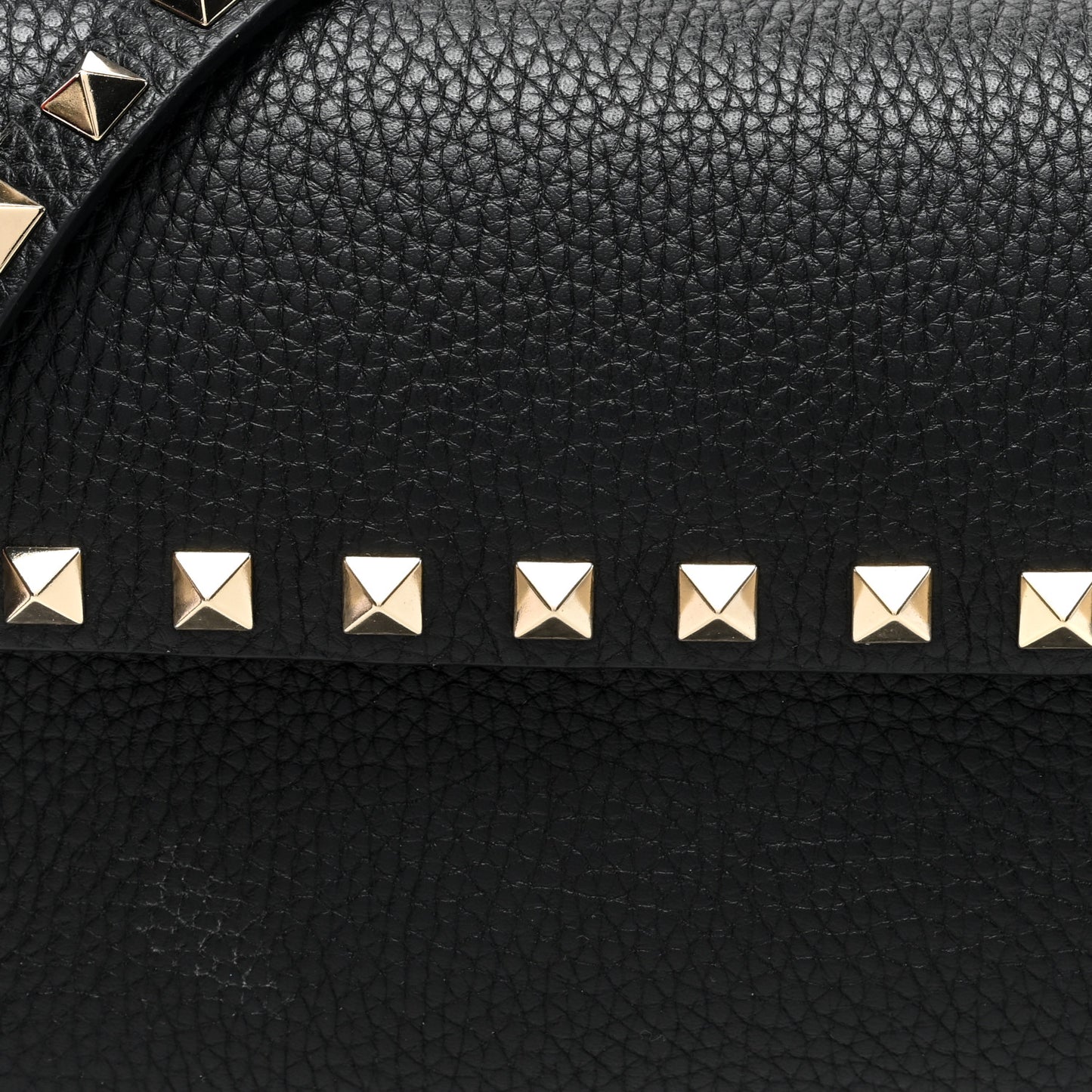 Grainy Calfskin Rockstud Crossbody Pouch Black