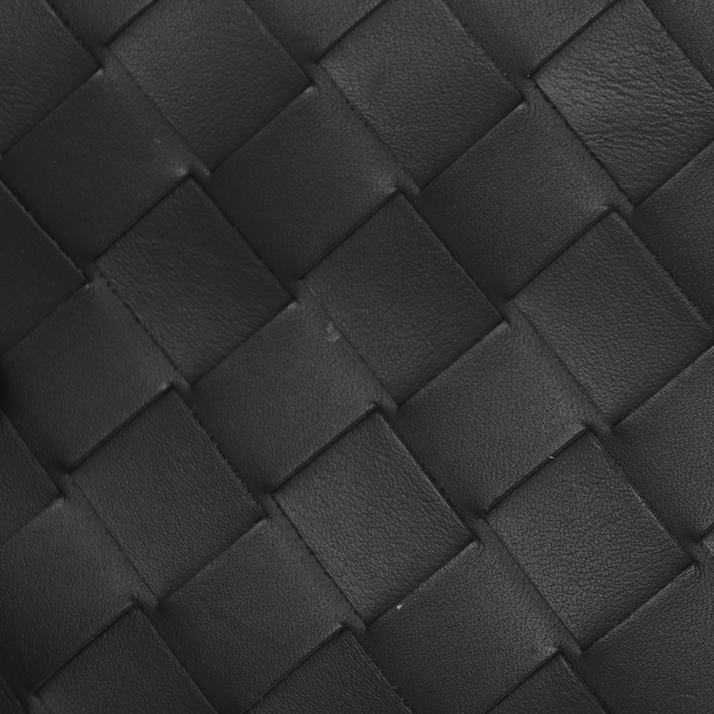Nappa Intrecciato Zip Wallet Black