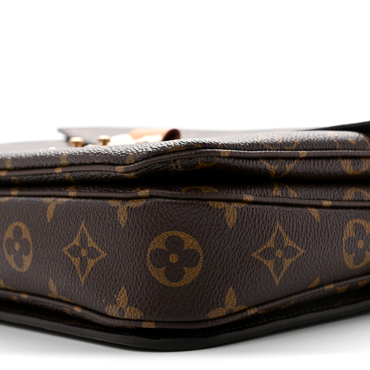 Louis Vuitton Monogram Pochette Metis 9 of 9