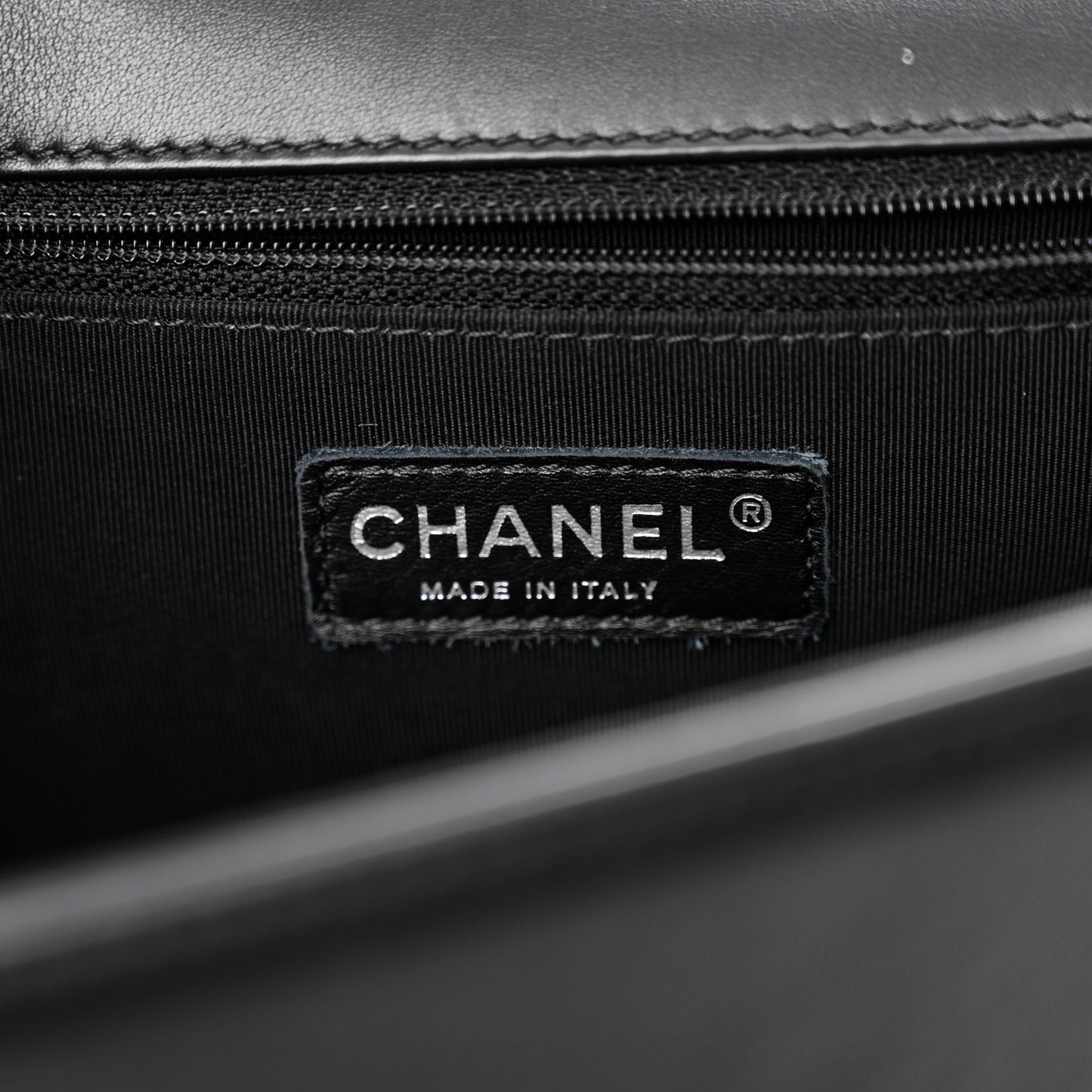 Calfskin Quilted Large Boy Flap Black