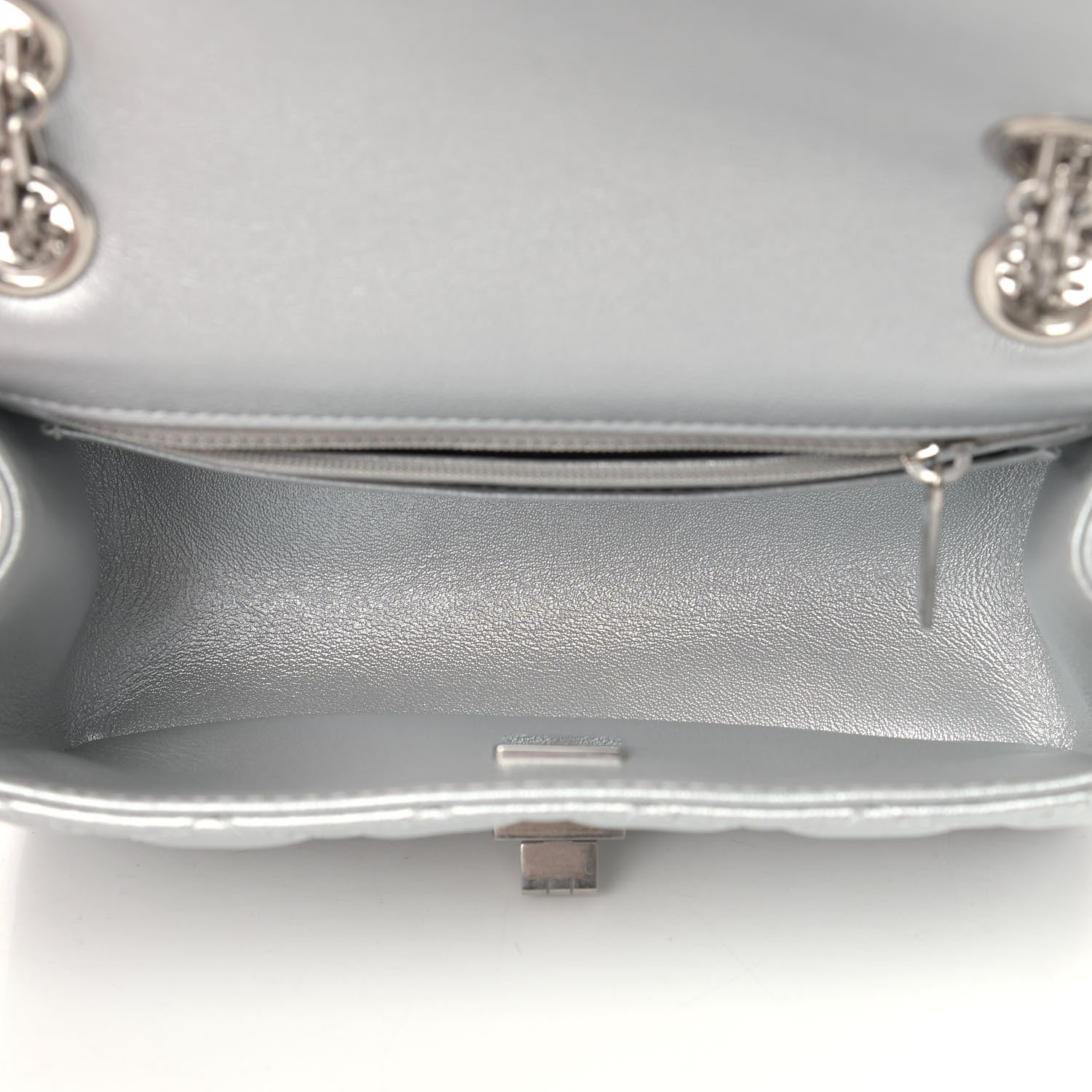 Chanel Metallic Grained Calfskin Quilted 2.55 Reissue Mini Flap Silver 5 of 9