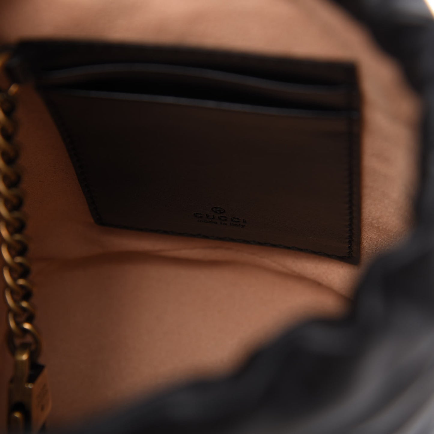 Calfskin Matelasse Mini GG Marmont 2.0 Bucket Bag Black