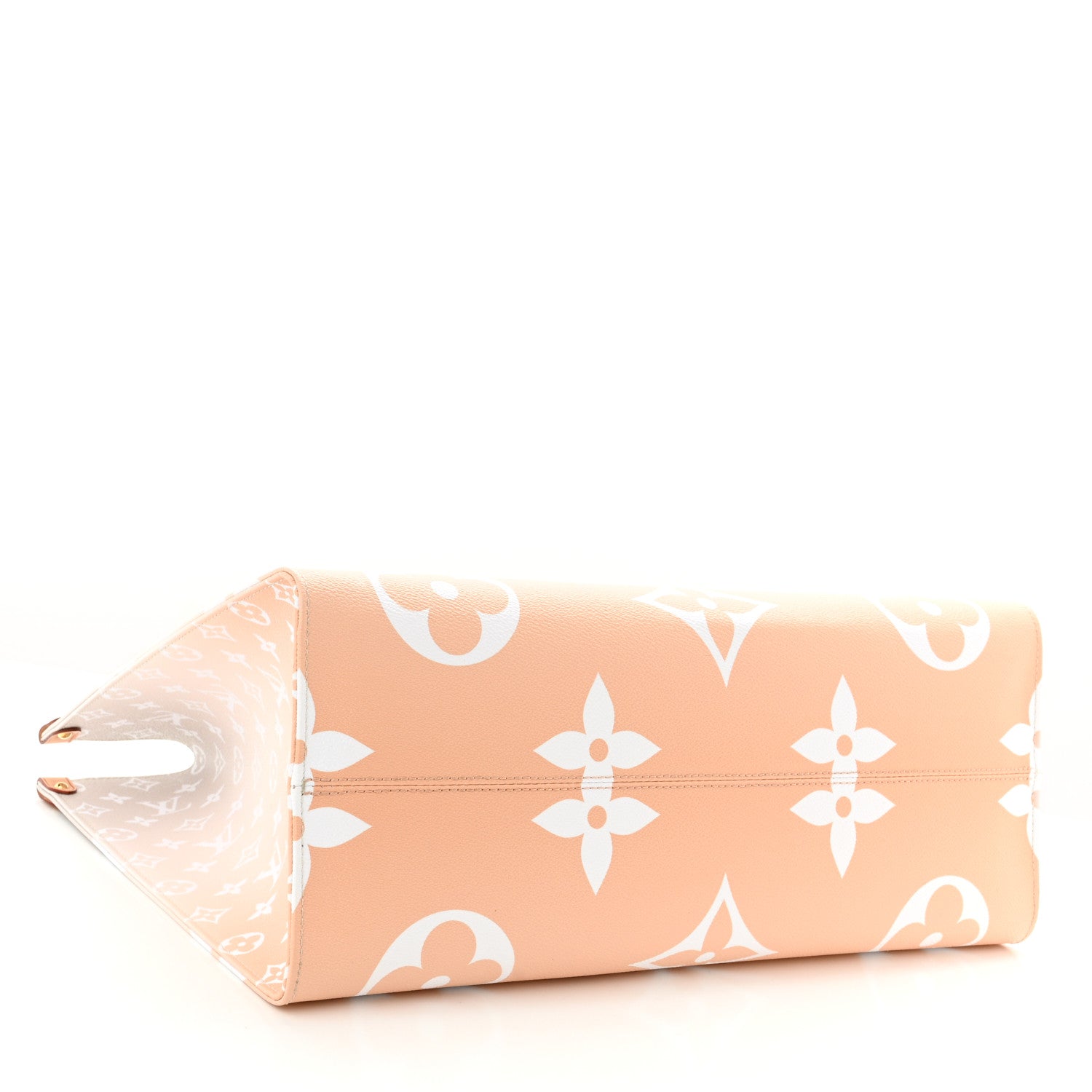 Louis Vuitton Monogram Giant By The Pool Onthego GM Brume 4 of 9