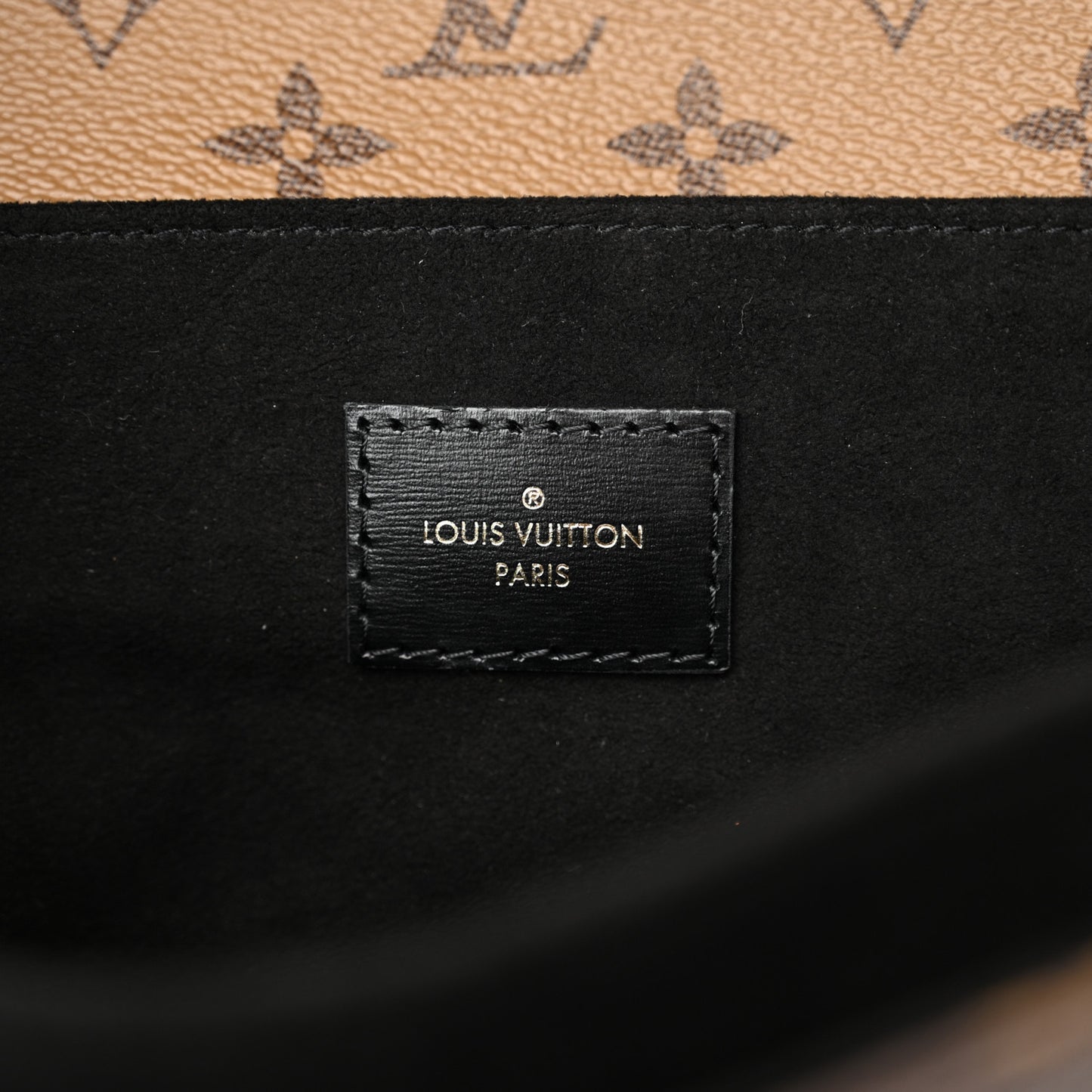 Reverse Monogram Pochette Metis