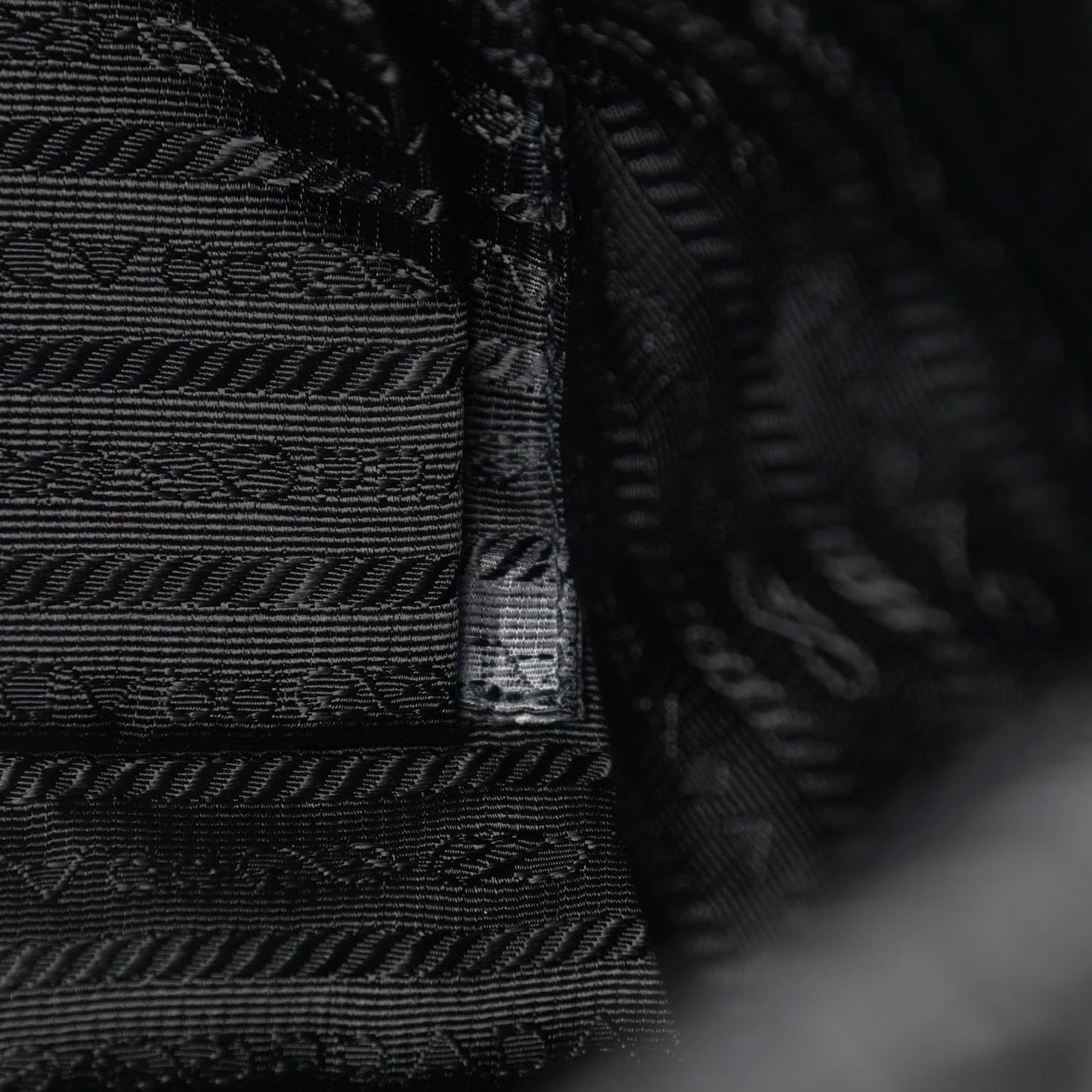 Nappa Gaufre Tote Black