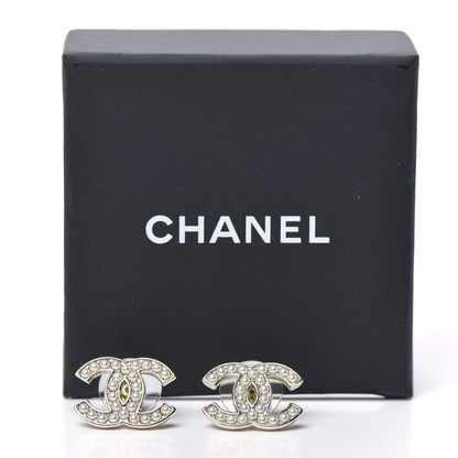 Chanel Pearl CC Earrings Light Gold 5 of 5