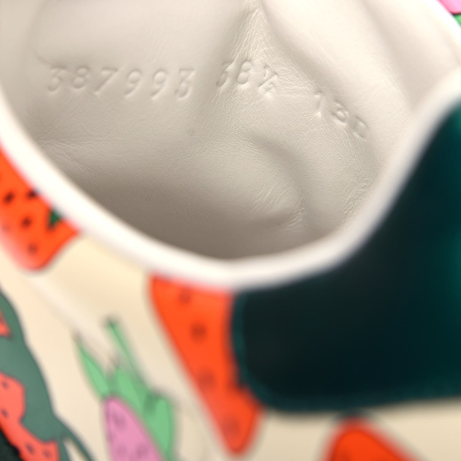 Gucci Calfskin Web Strawberry Print Womens Ace Sneakers 38.5 Ivory Red Green 10 of 11