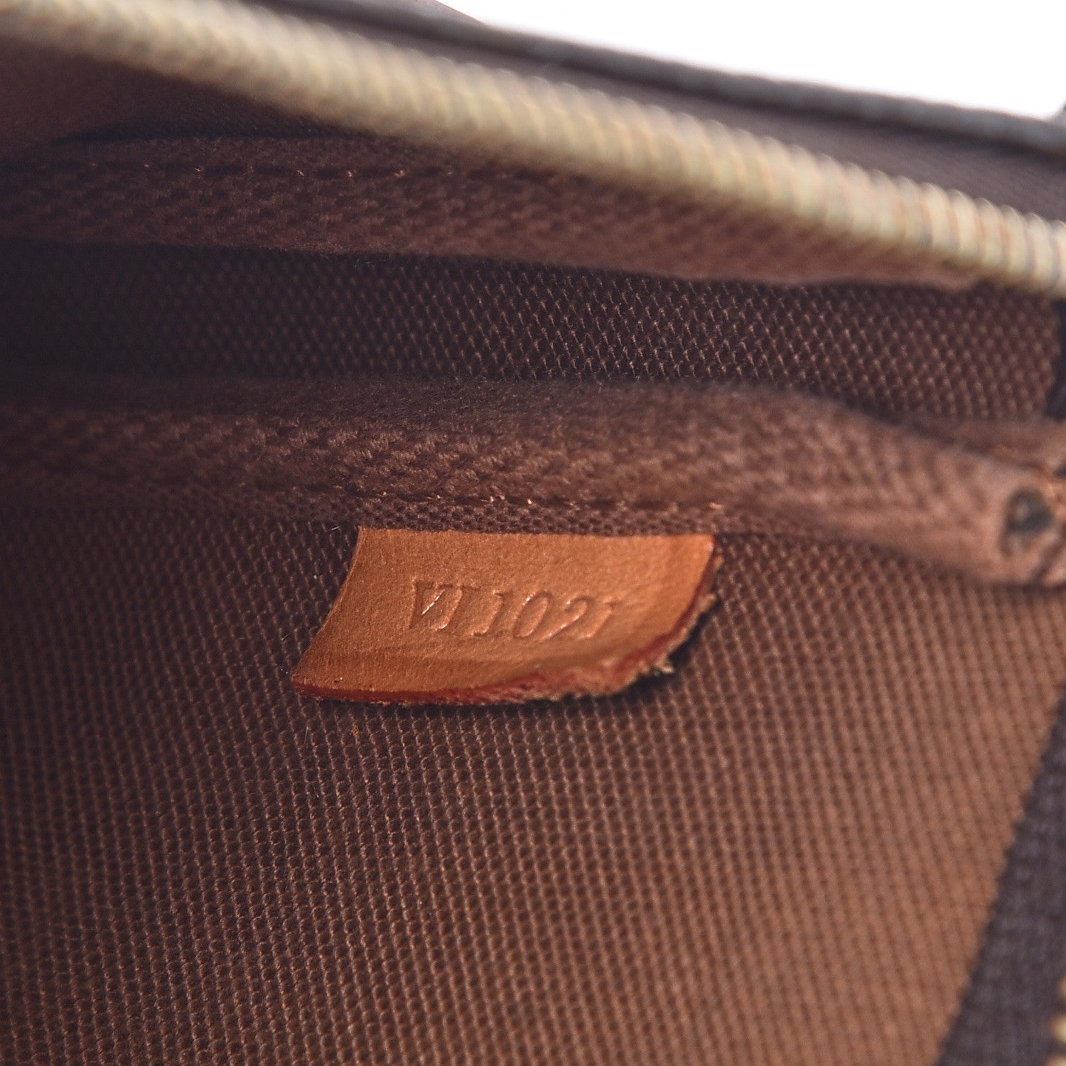 Louis Vuitton Monogram Pochette Accessories 7 of 9