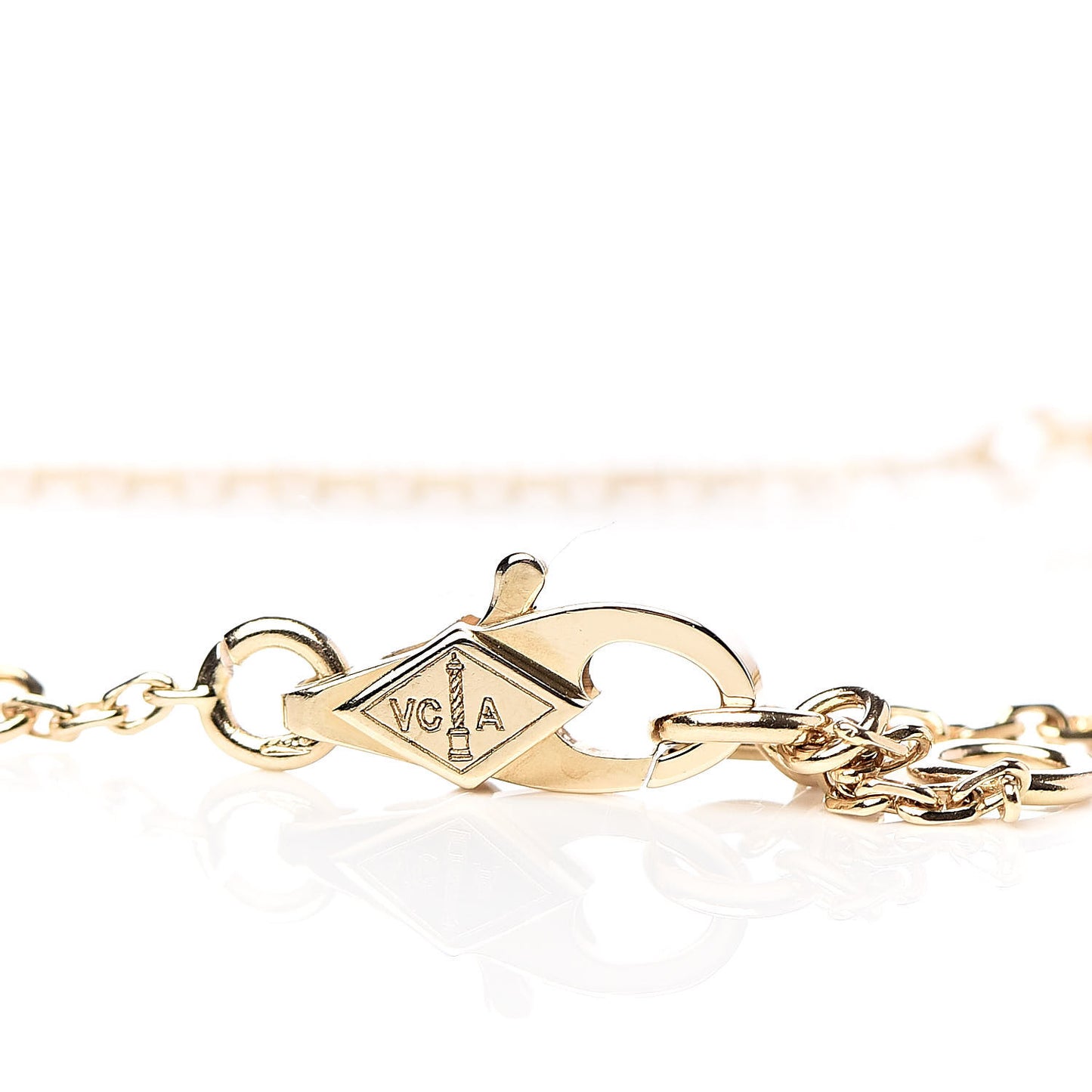18K Yellow Gold Mother of Pearl Sweet Alhambra Bracelet