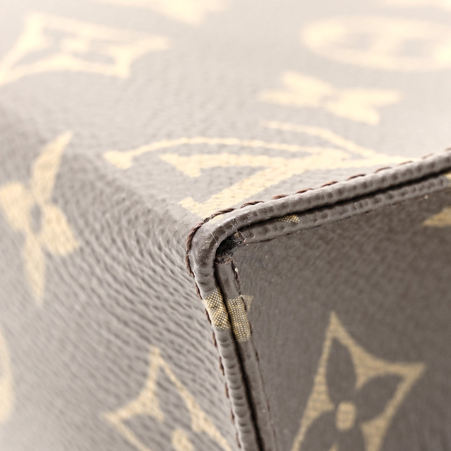Louis Vuitton Monogram Toiletry Pouch 19 9 of 10