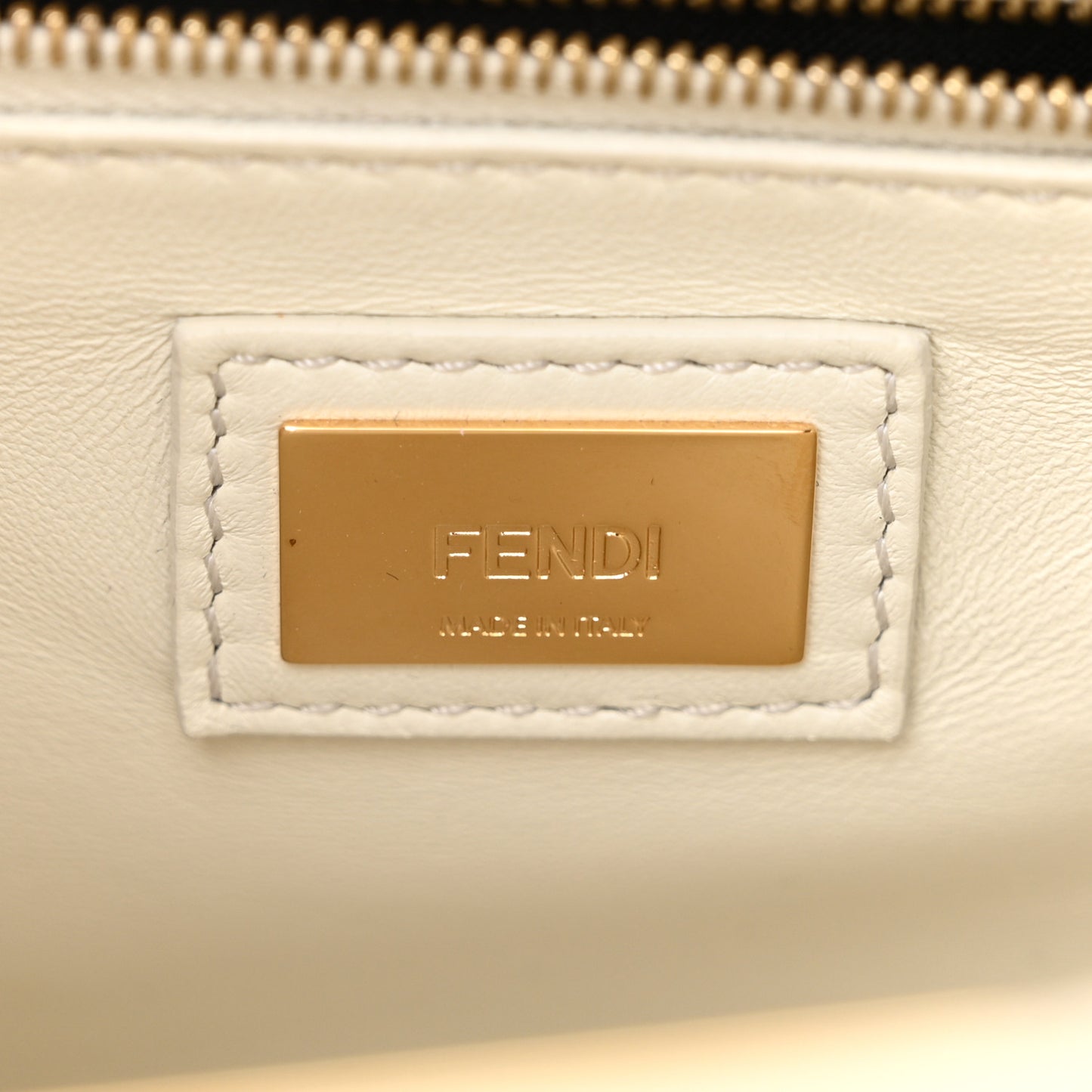 Nappa Rosebud Mini Peekaboo Iconic Satchel Bianco