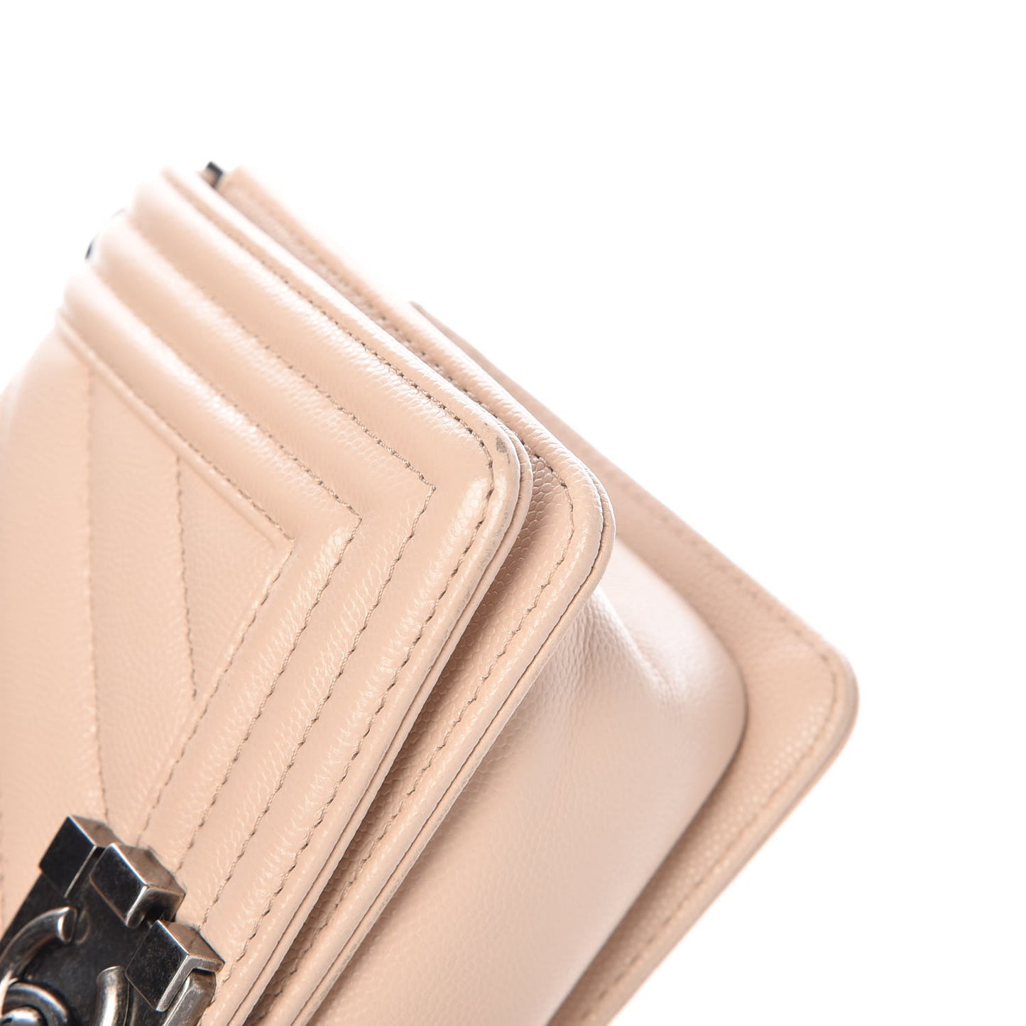 Caviar Chevron Quilted Small Boy Flap Light Beige