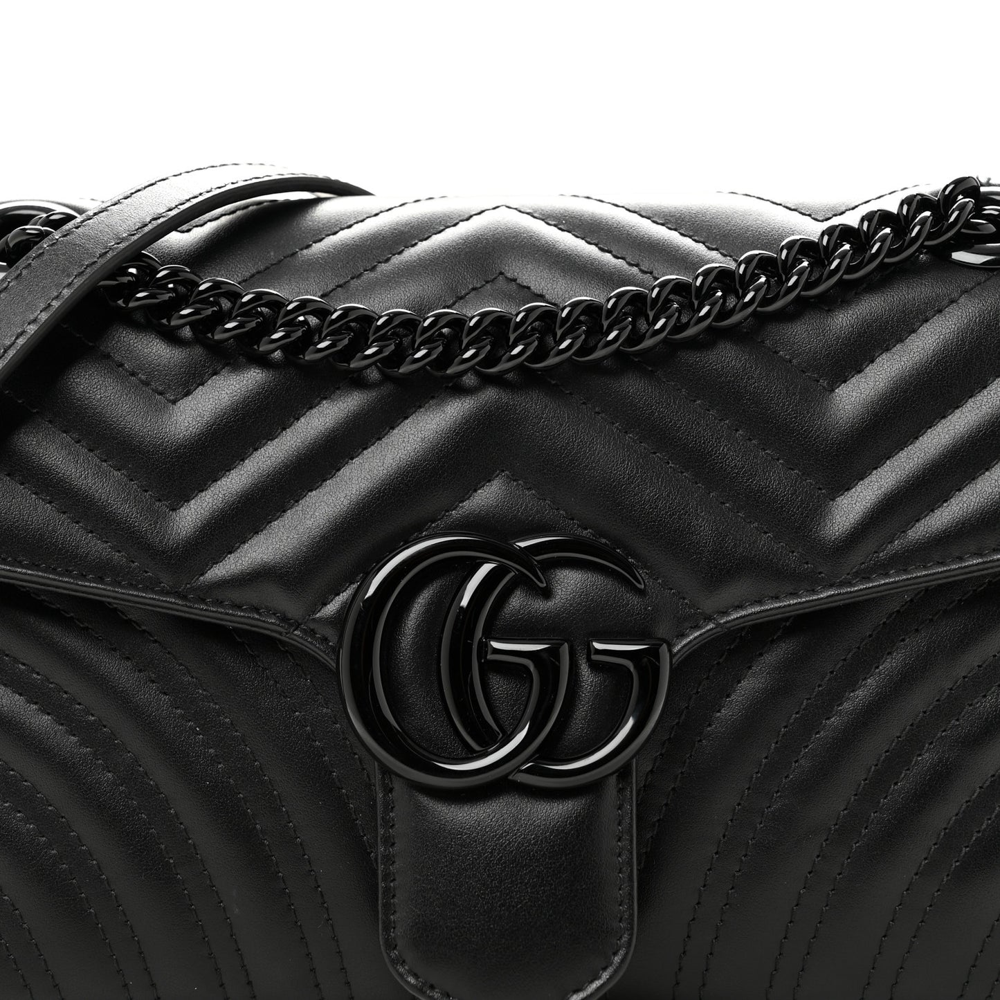 Calfskin Matelasse Monochrome Small GG Marmont Shoulder Bag Black