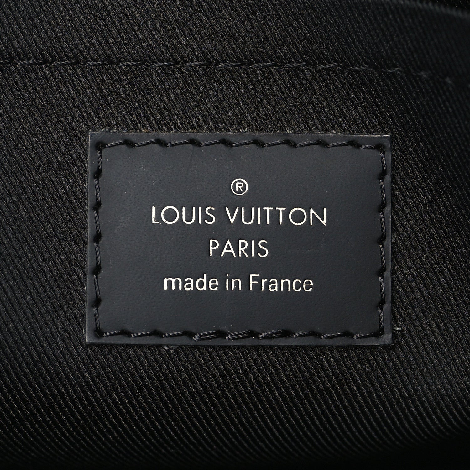 Louis Vuitton Monogram Eclipse Discovery Pochette GM 6 of 8