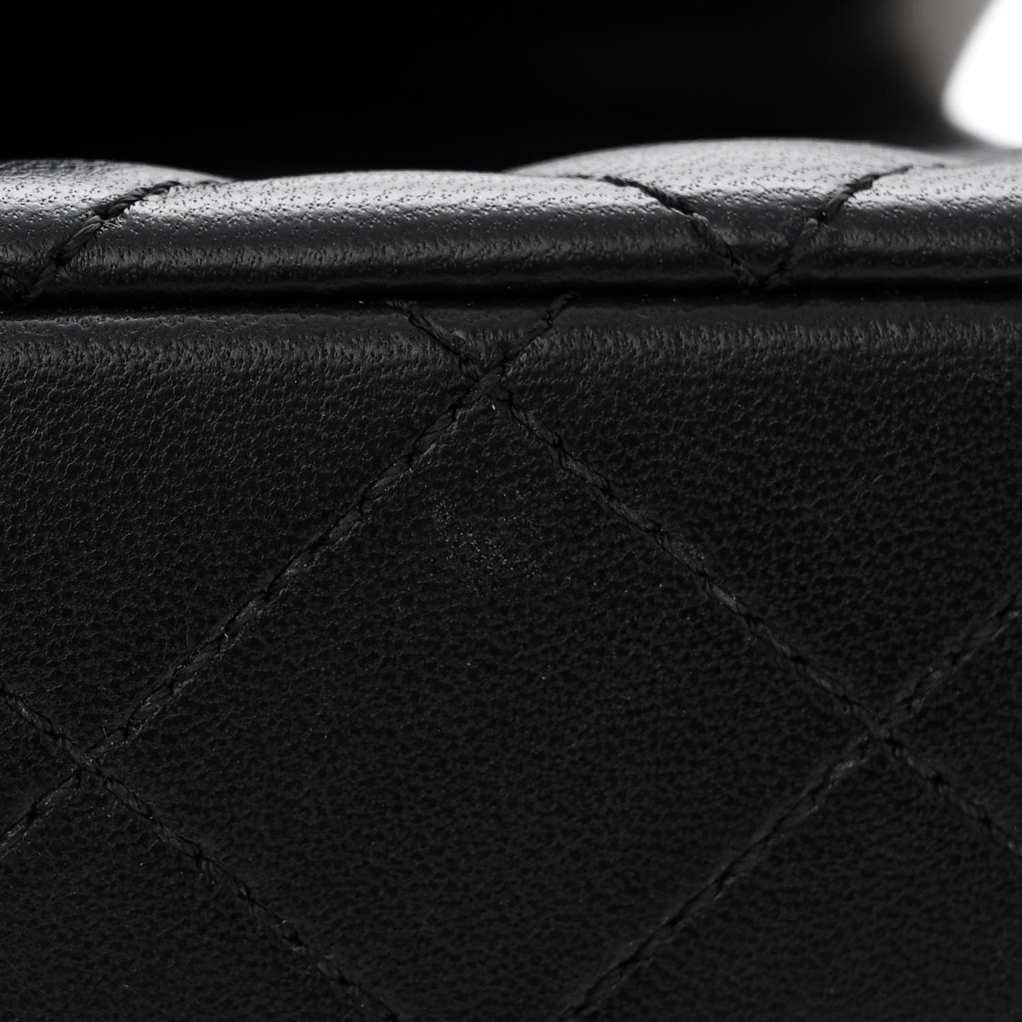 Lambskin Quilted Enamel Mini Pearl Crush Flap Black