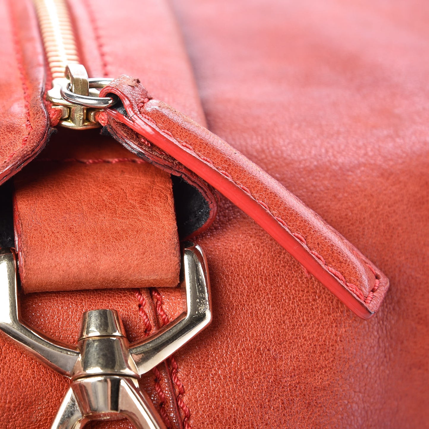 Lambskin Medium Nightingale Red