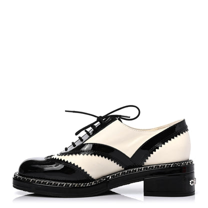 Chanel Lambskin Patent Calfskin CC Brogue Lace Up Oxfords 38.5 Ivory Black 1 of 4