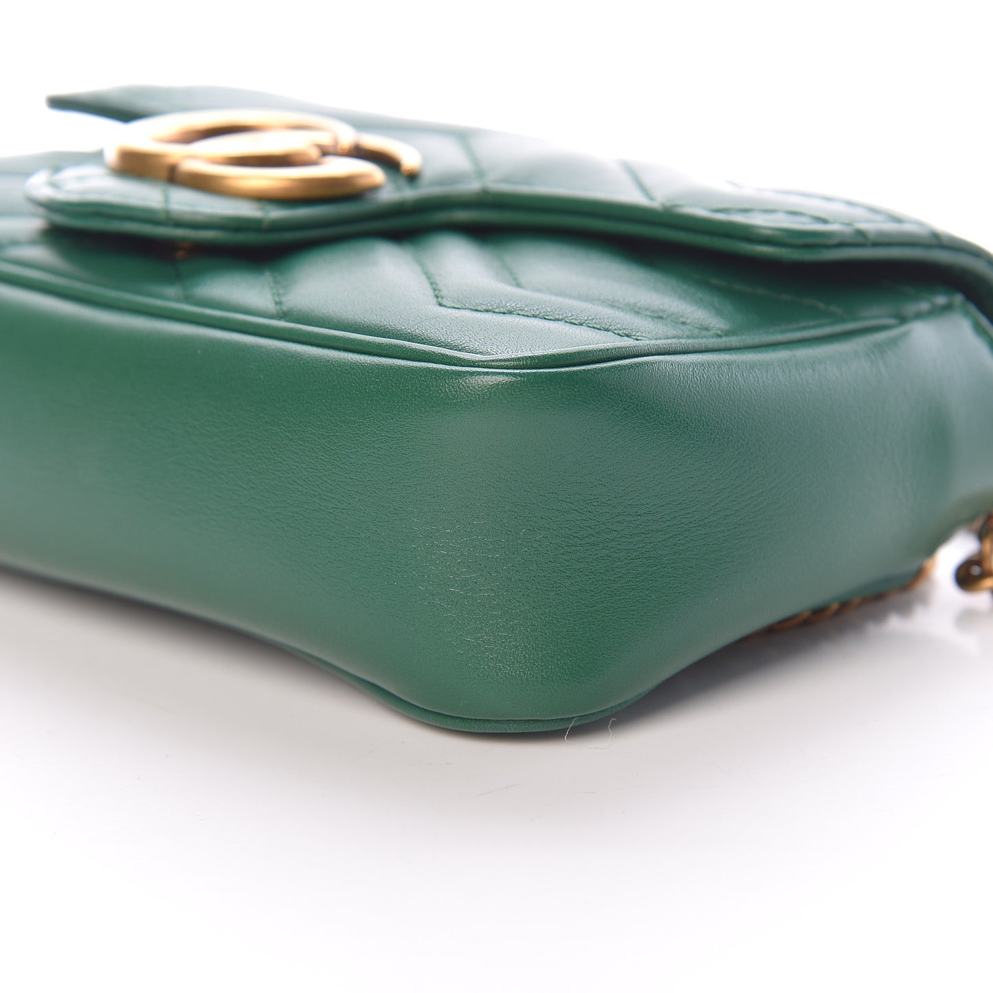 Calfskin Matelasse Super Mini GG Marmont Shoulder Bag Emerald Green