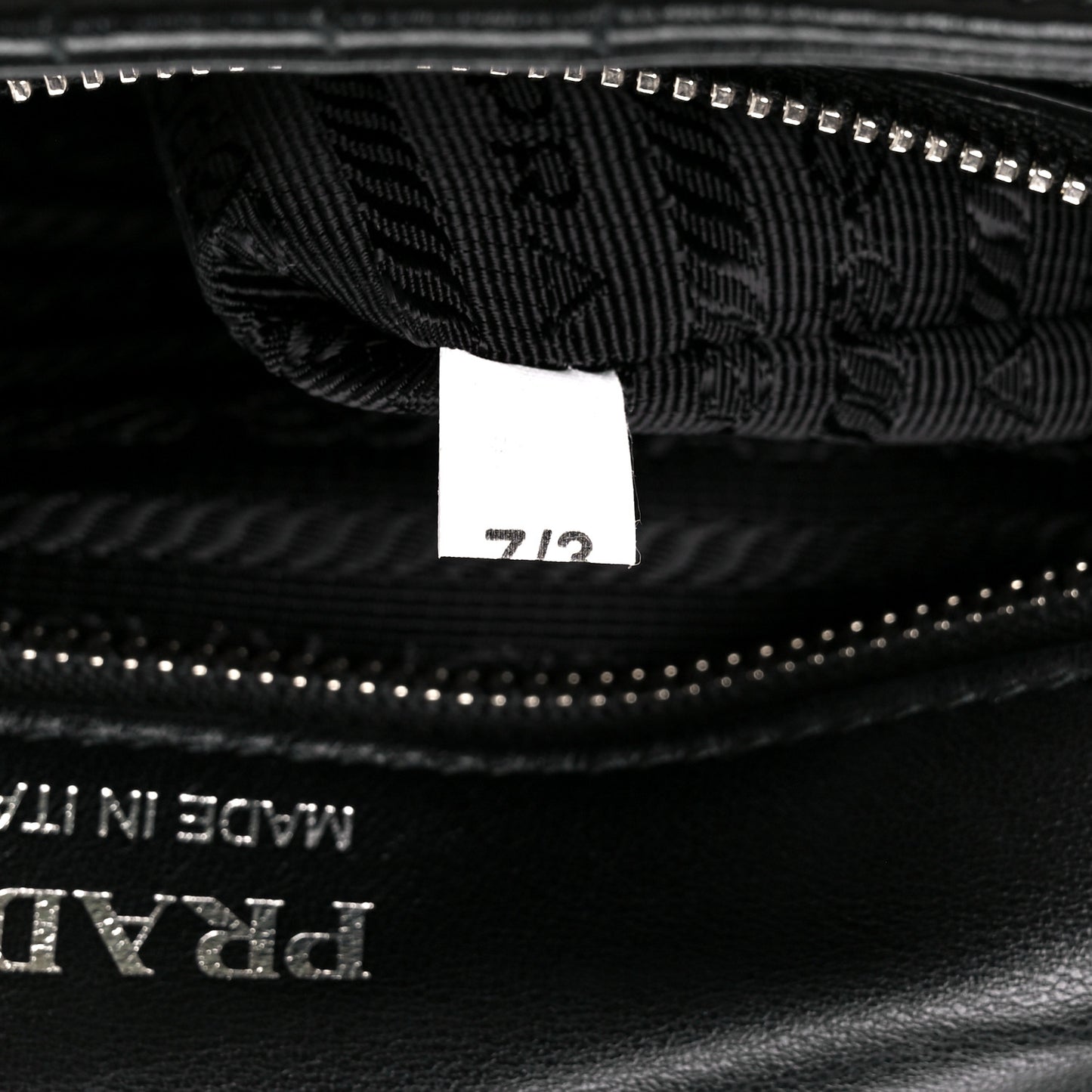 Soft Calfskin Impunture Diagramme Medium Chain Flap Shoulder Bag Black