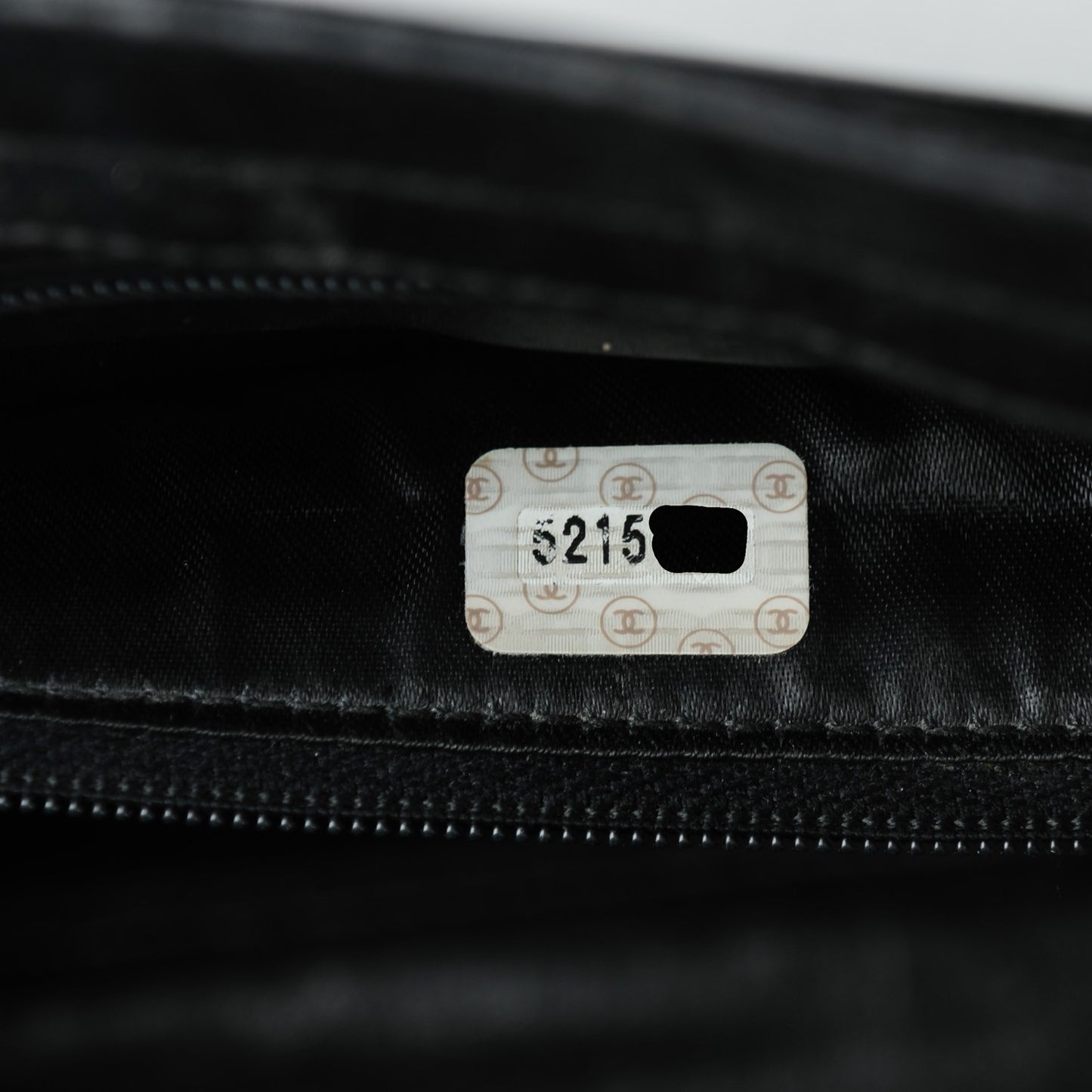 Caviar CC Shoulder Bag Black