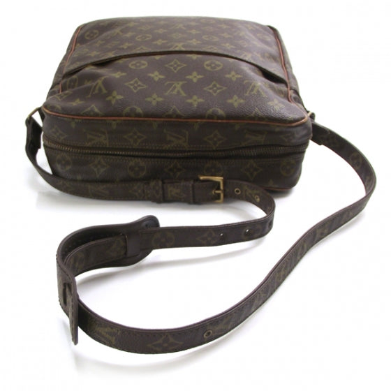 Louis Vuitton Monogram Messenger Bag 6 of 8