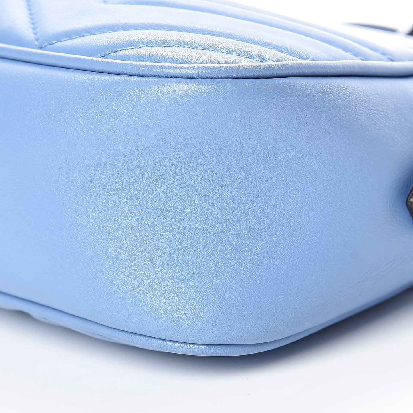 Calfskin Matelasse Small GG Marmont Chain Shoulder Bag Clear Sky Blue
