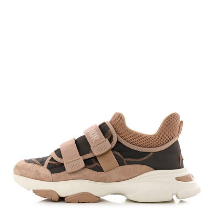 Christian Dior Technical Fabric Nylon Camouflage Womens D-Wander Sneakers 40 Nude 1 of 8