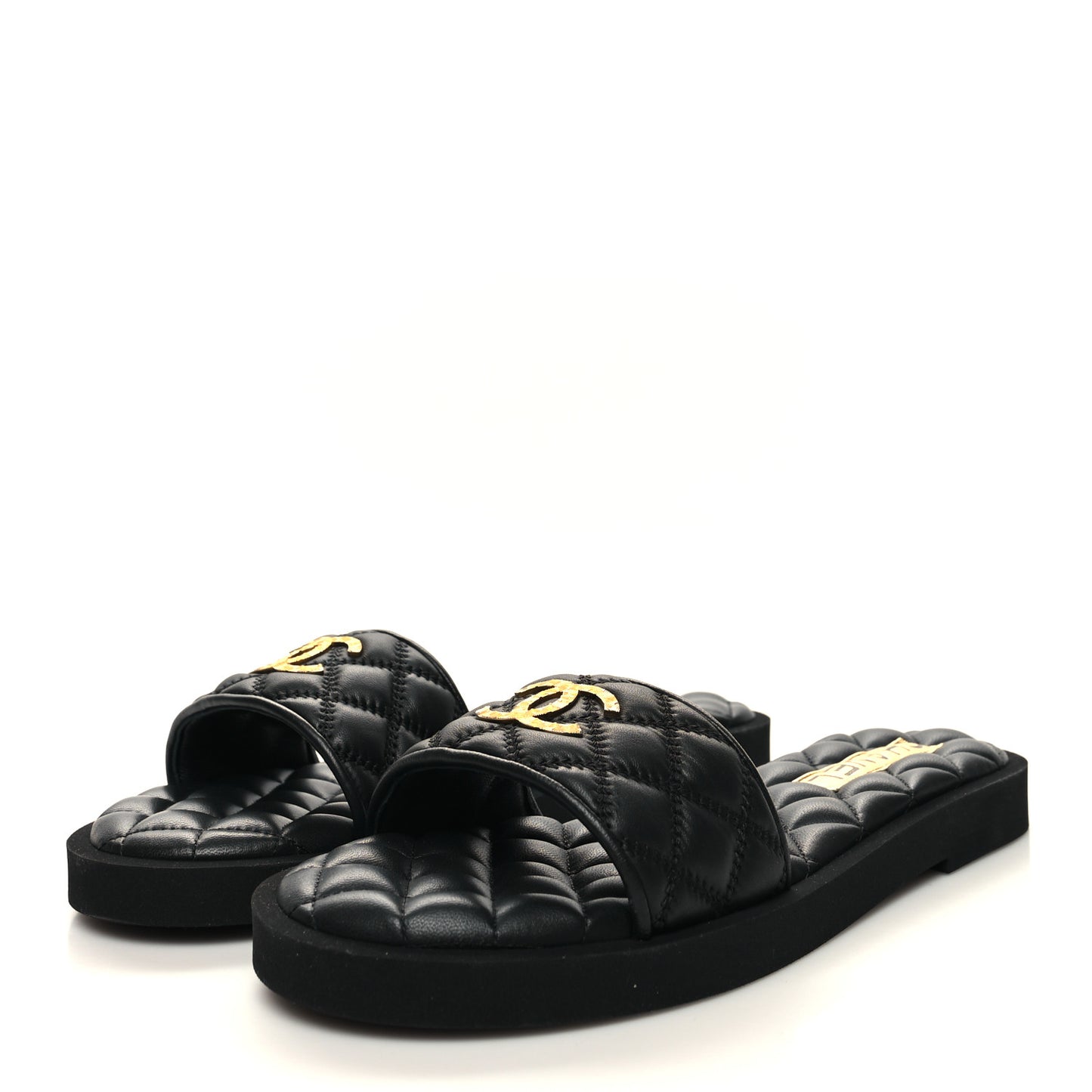 Lambskin Quilted Textured CC Mules Sandals 39 Black