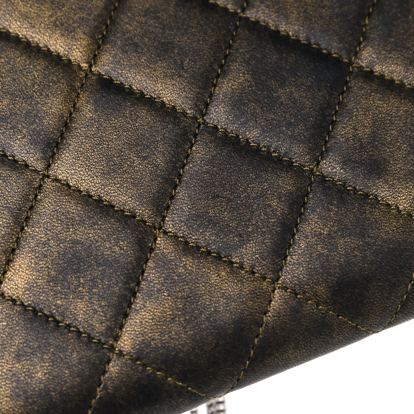 Calfskin Quilted Chain CC Chain Clutch Argent Fonce
