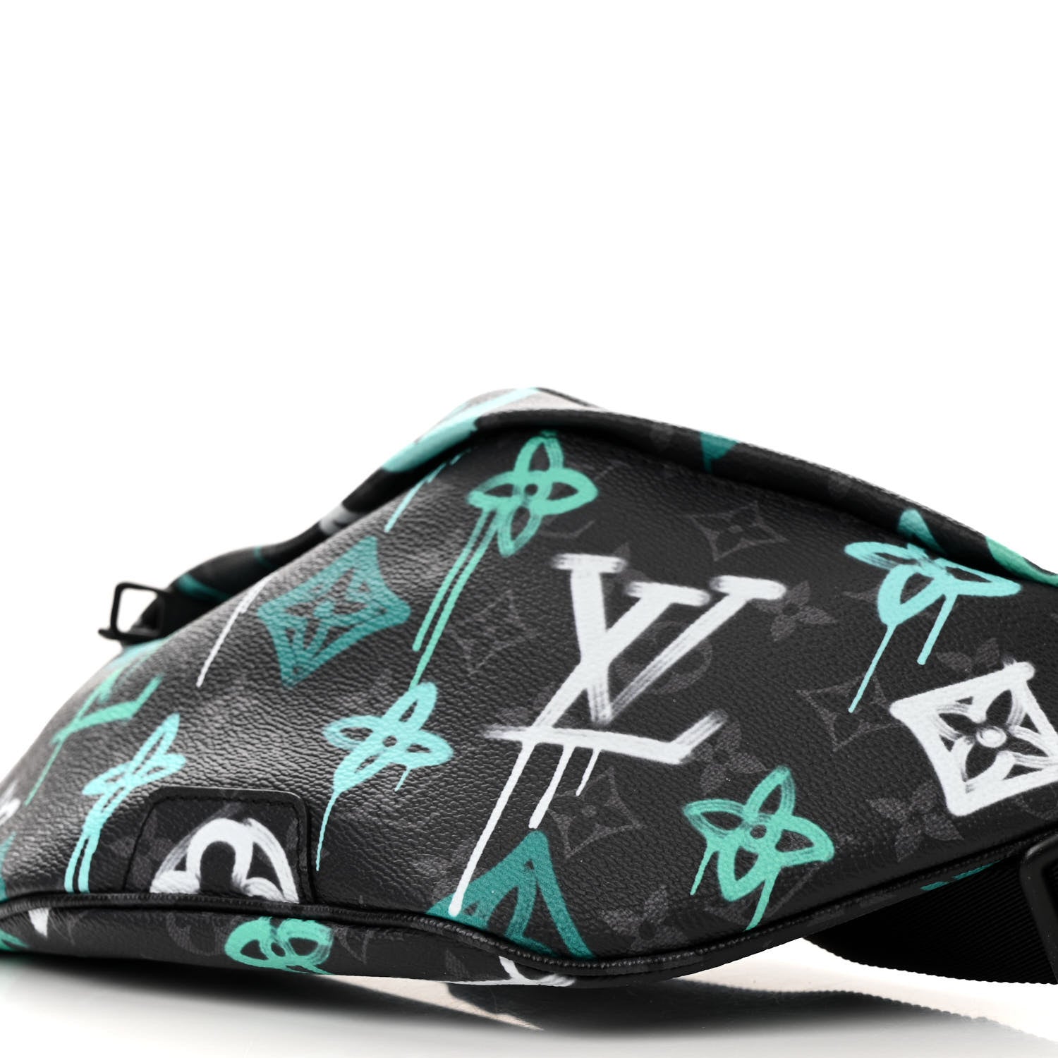 Louis Vuitton Monogram Eclipse LV Graffiti Discovery Bumbag Green Lights 9 of 11