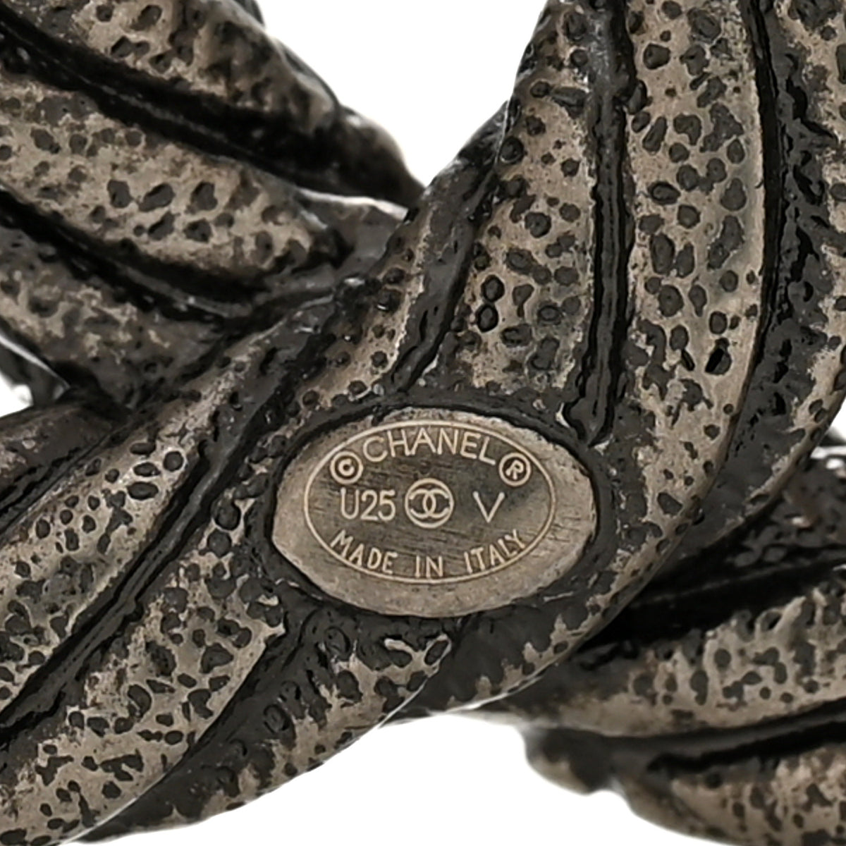 Chanel Ruthenium Twisted CC Brooch Silver 3 of 3