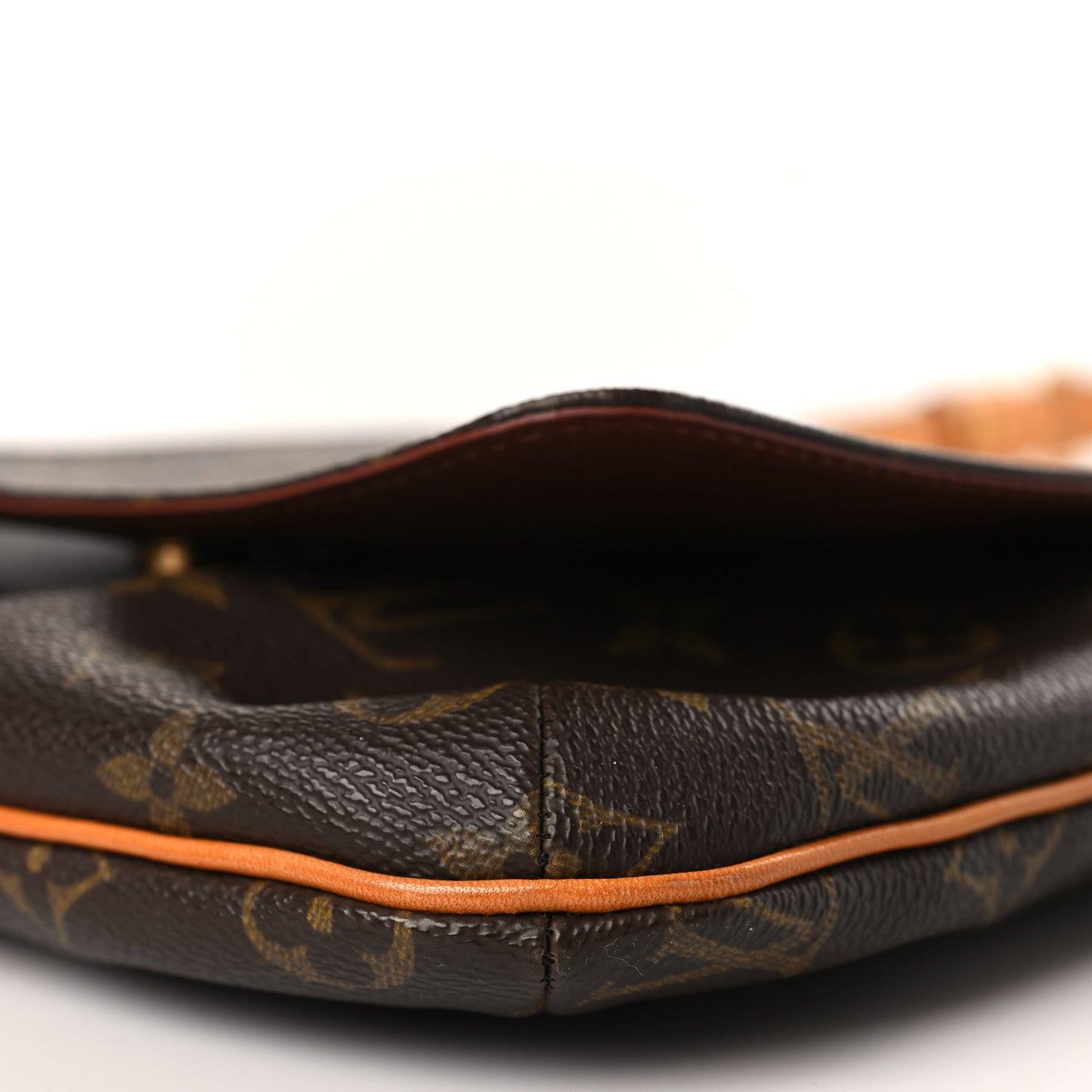 Monogram Musette Salsa