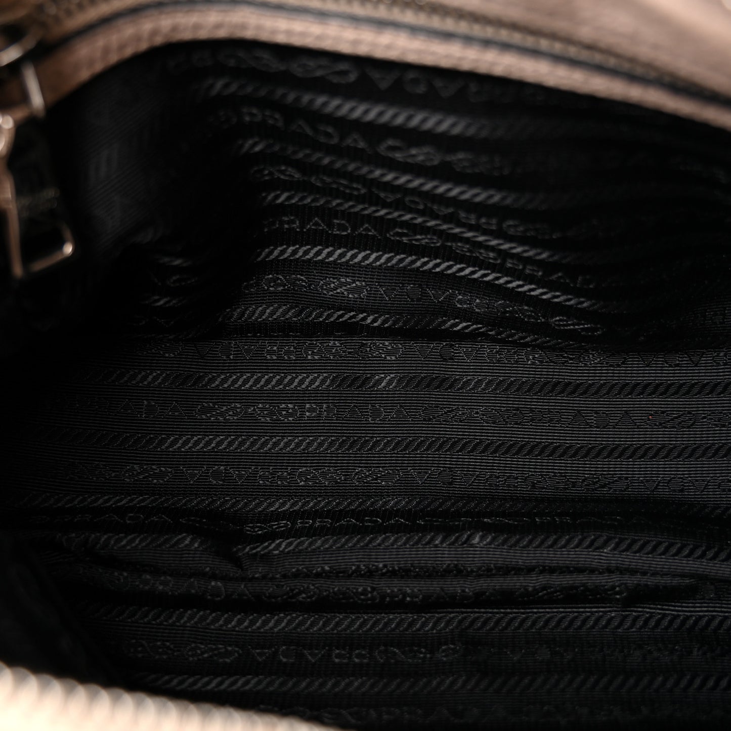 Vitello Daino Crossbody Ninfea