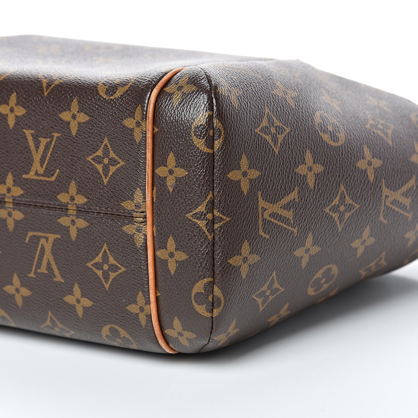 Monogram Totally PM