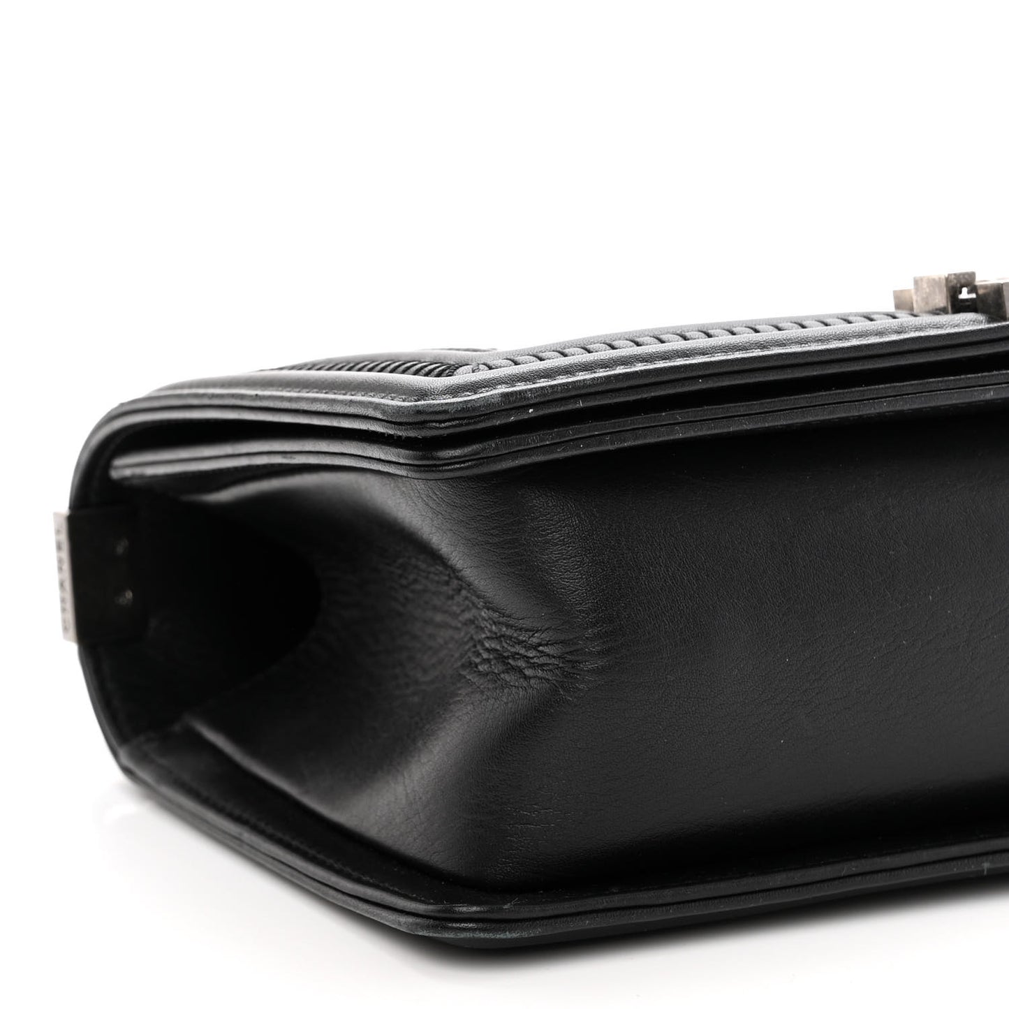 Calfskin Woven Medium Boy Flap Black White