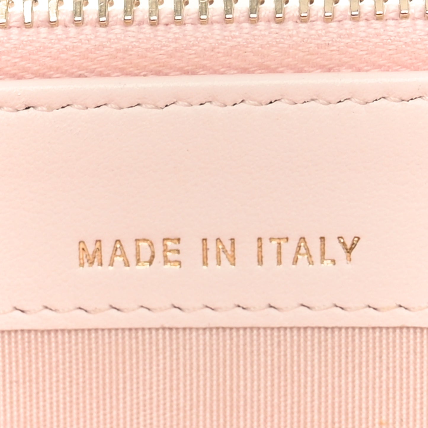 Canvas Small Deauville Clutch With Chain Pink