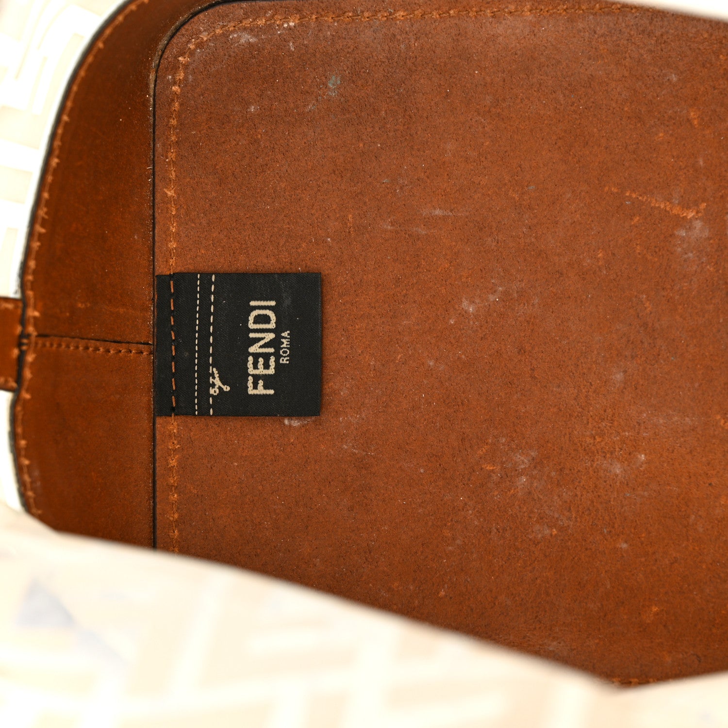 Fendi TPU FF Vitello Aura F is Fendi Grande Mon Tresor Bucket Bag White Cuoio 11 of 21