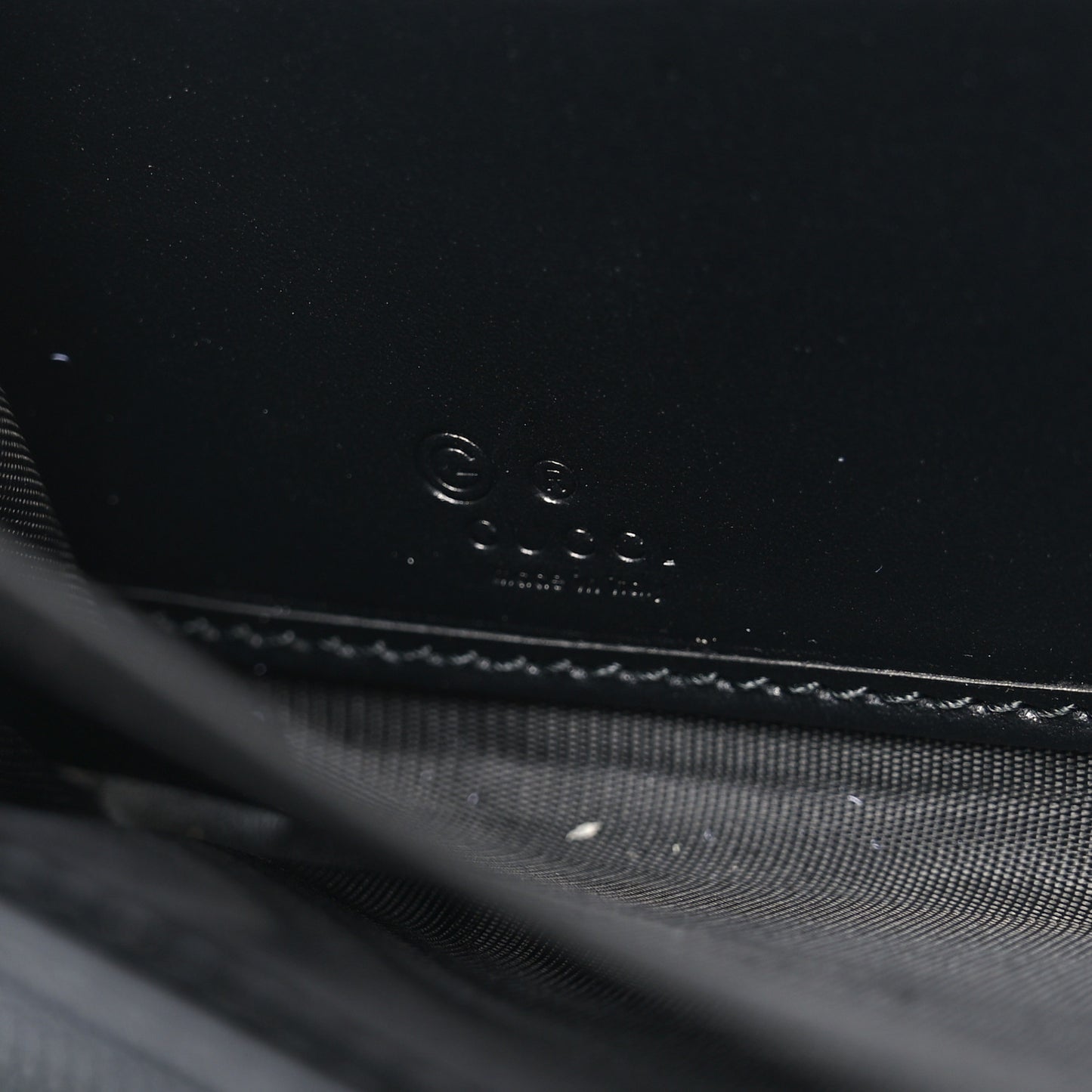 GG Calfskin Embossed Emblem Zip Around Wallet Black