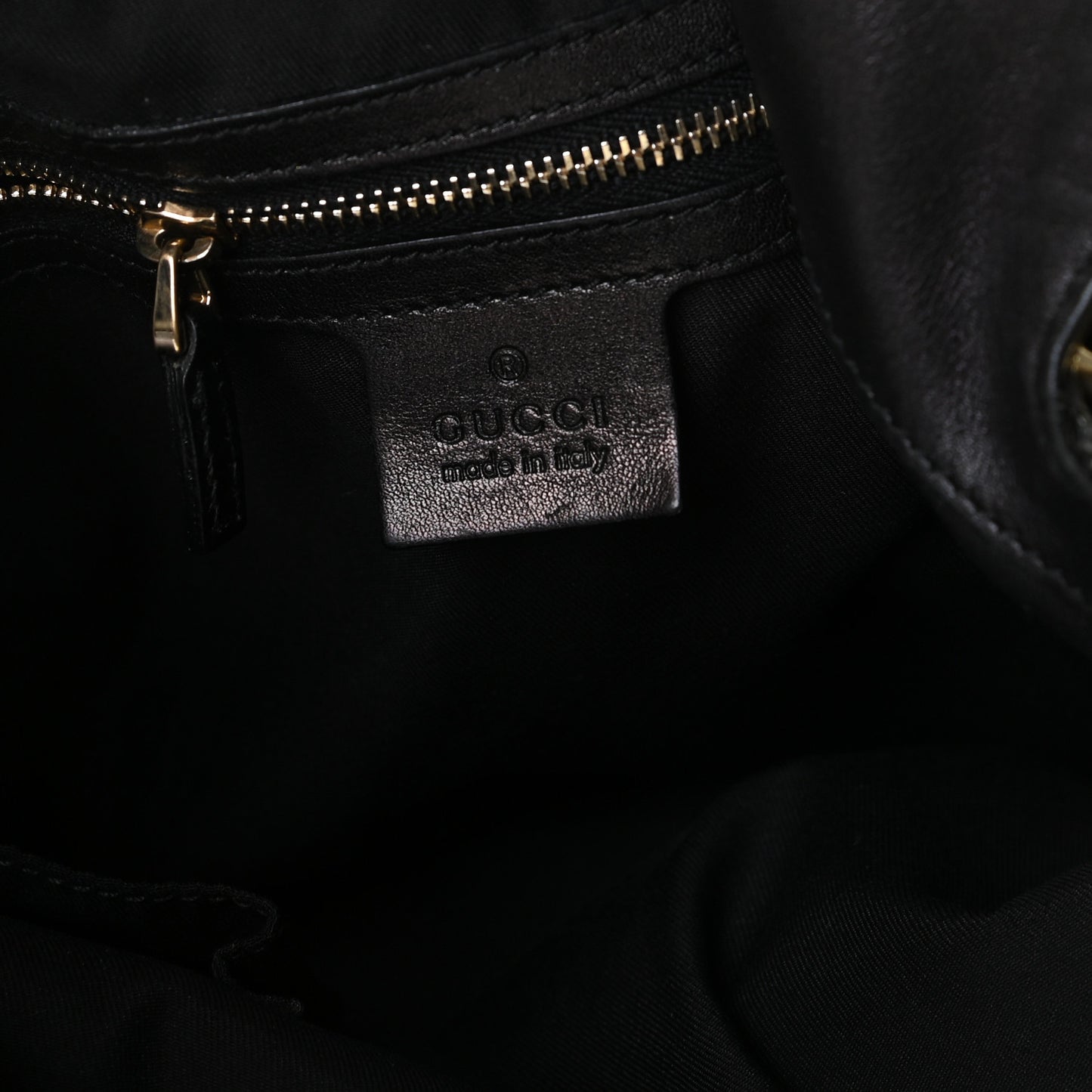 Monogram Medium Indy Top Handle Hobo Black
