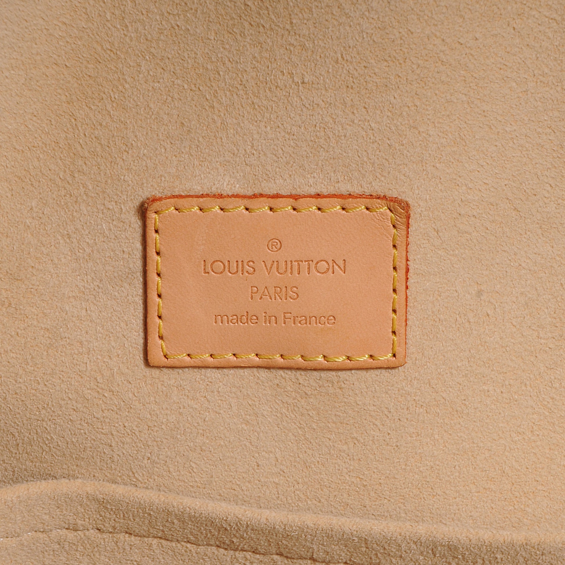 Louis Vuitton Monogram Manhattan GM 6 of 7