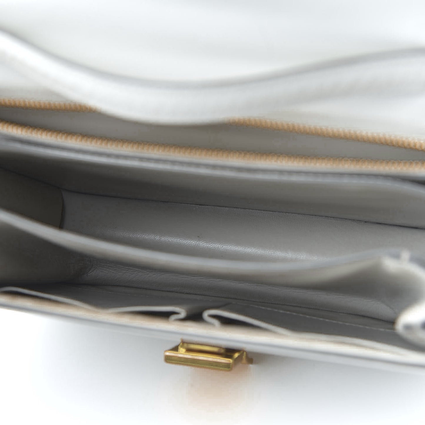 Liege Calfskin Medium Classic Box Flap Bag Pale Grey