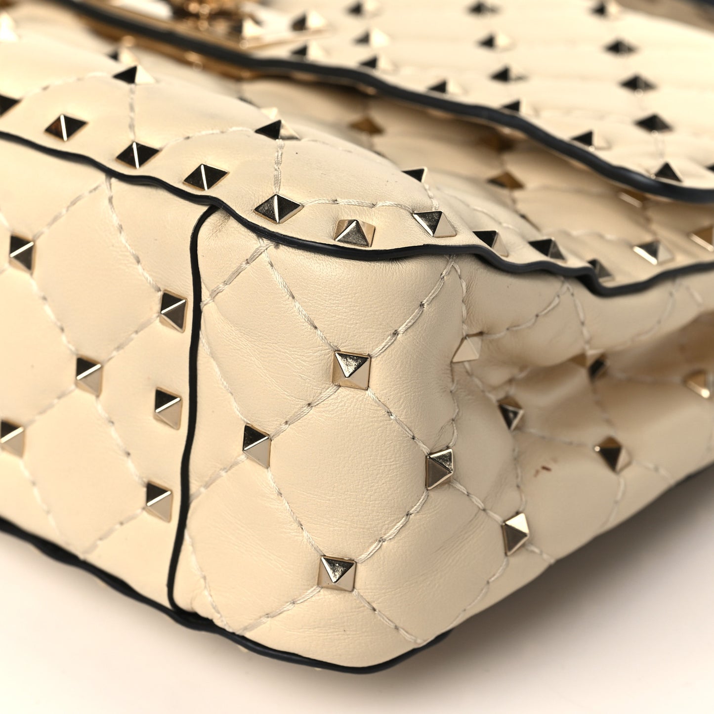 Nappa Medium Rockstud Spike Shoulder Bag Light Ivory