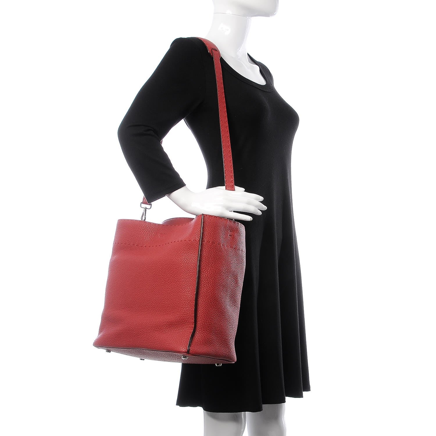 Fendi Cuoio Romano Selleria Large Anna Bucket Bag Rosso 2 of 8