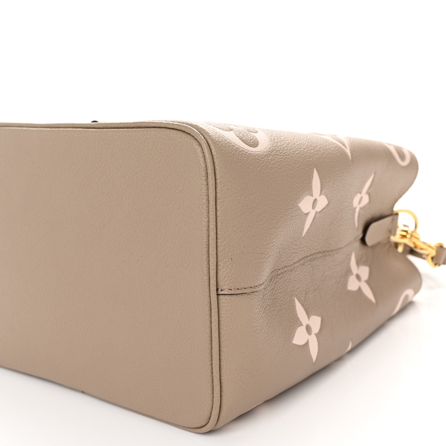 Louis Vuitton Empreinte Monogram Giant Neonoe MM Tourterelle Creme
