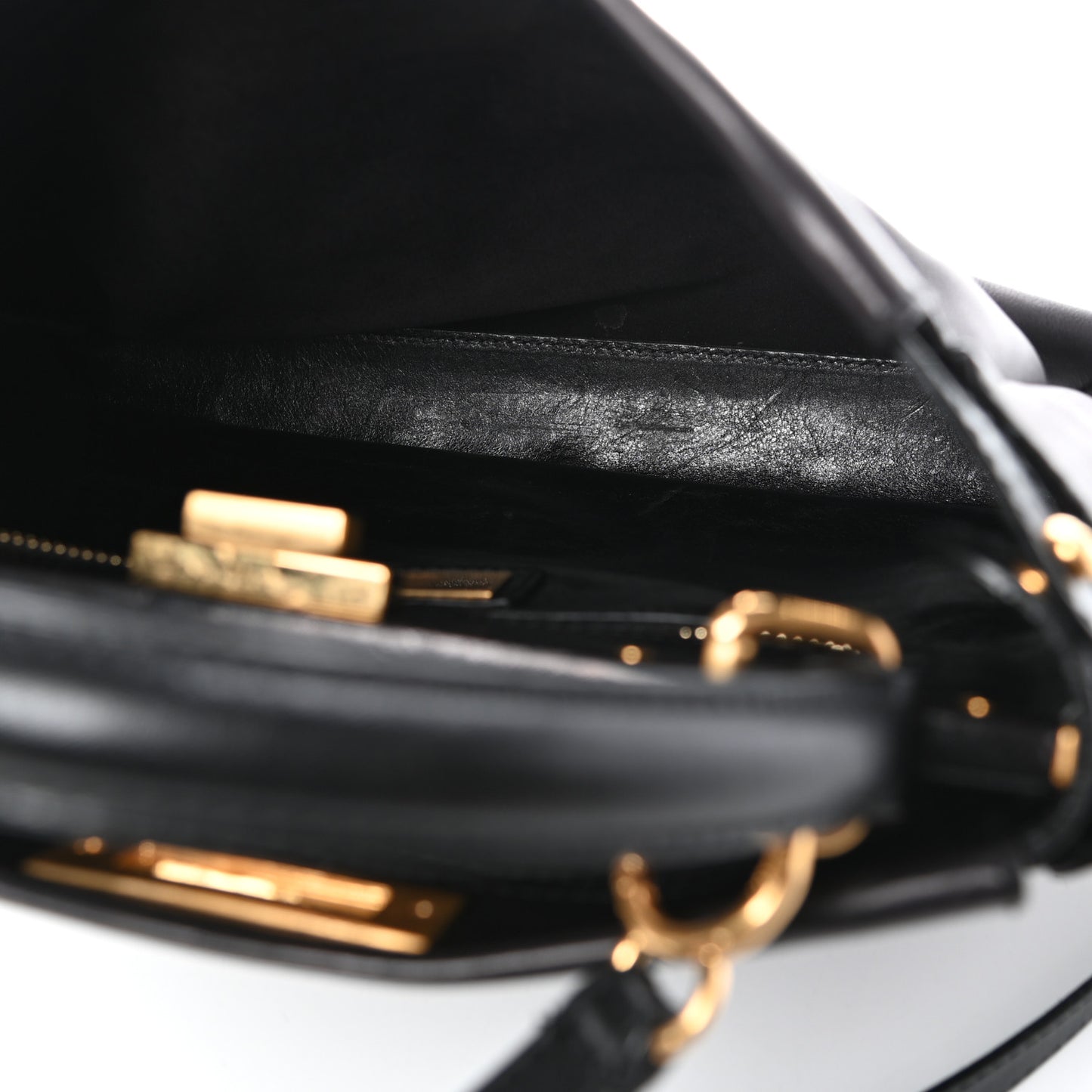 Vitello Saddle Medium Peekaboo Iconic Satchel Black