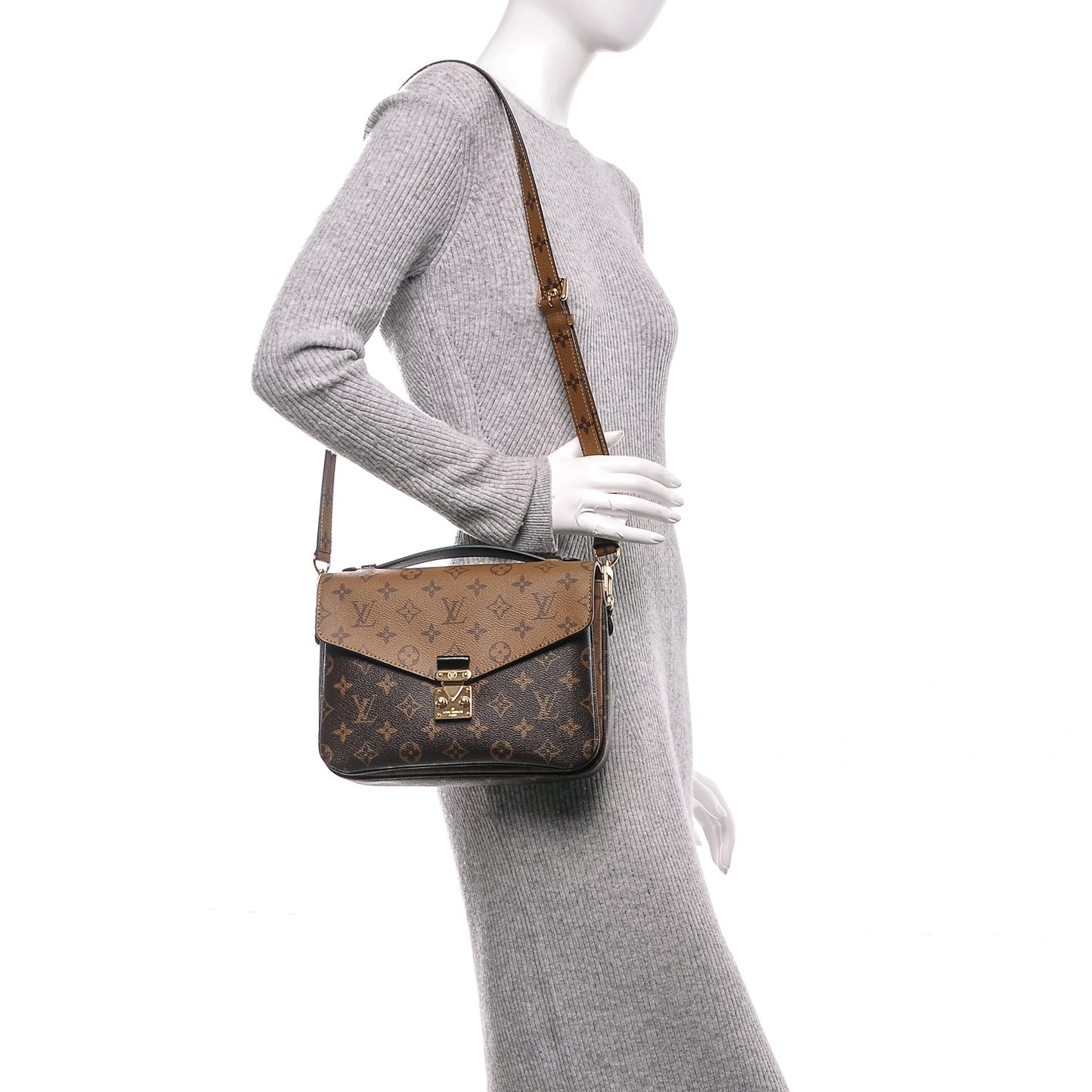 Reverse Monogram Pochette Metis