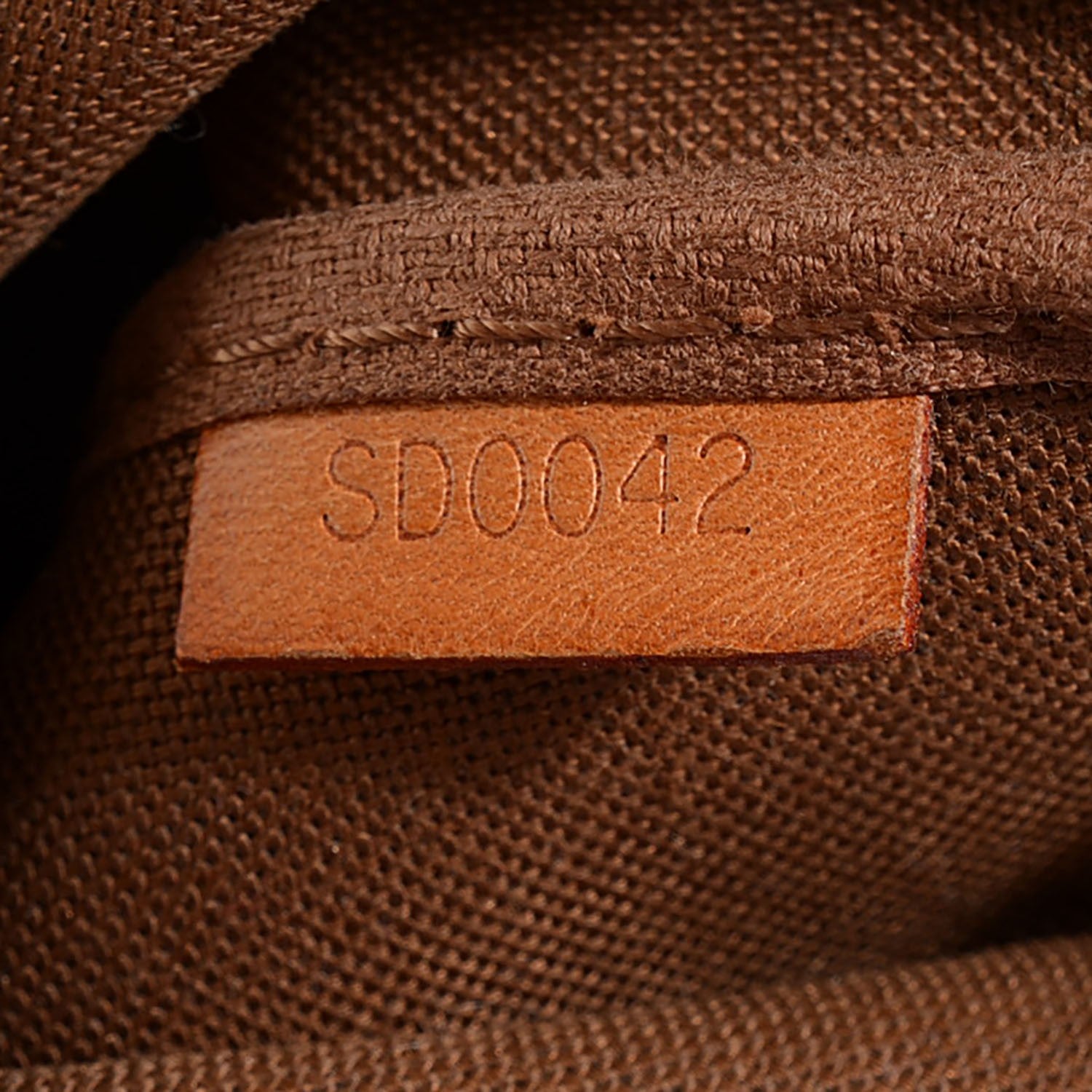 Louis Vuitton Monogram Pochette Accessories Extender 6 of 7